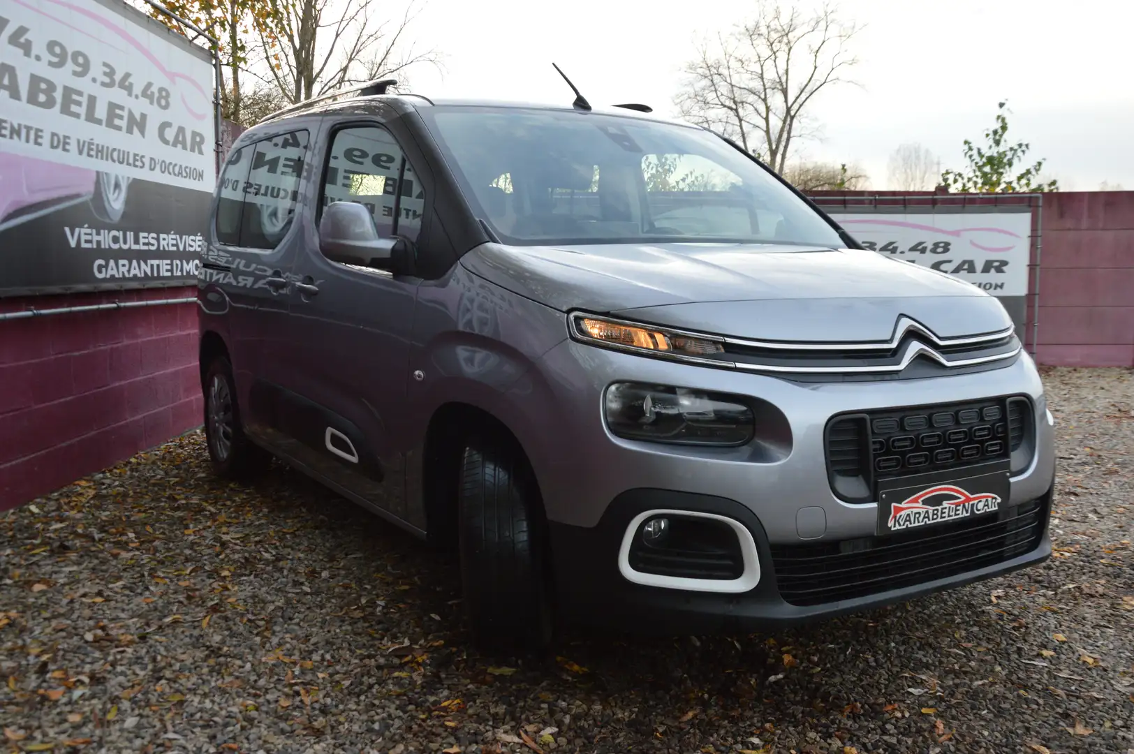 Citroen Berlingo 1.5BlueHDi M Shine NAV SENS AV/AR CLIM 85.018KM Grijs - 2