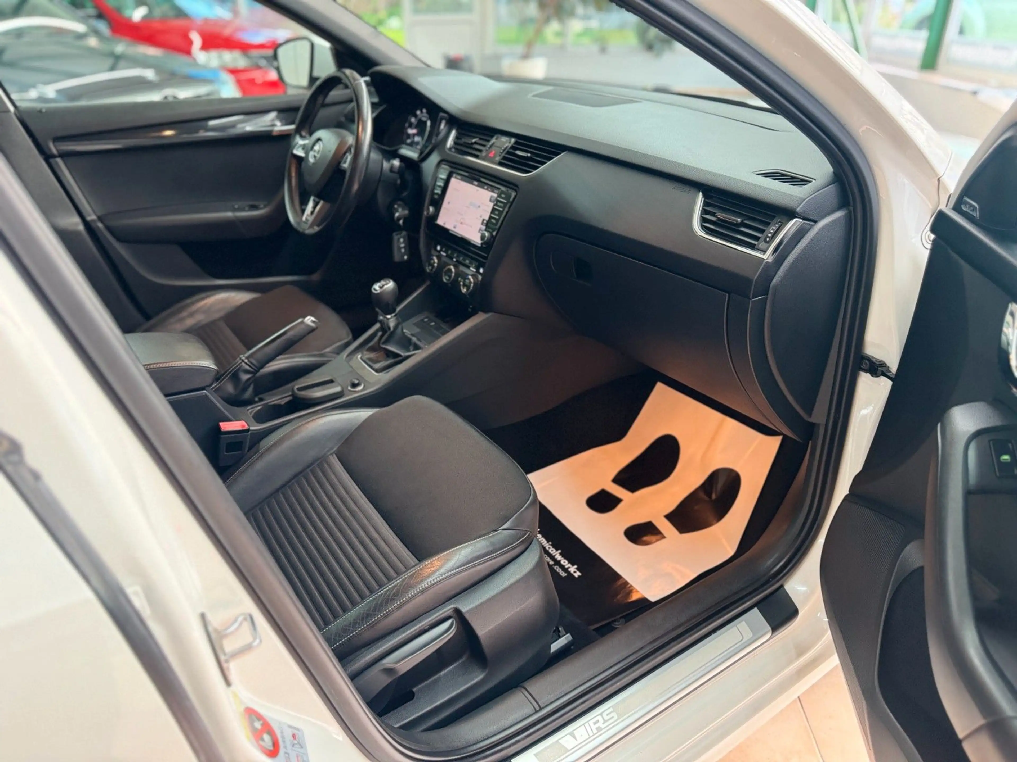 Skoda Octavia Combi RS |GARANTIE | STEUERKETTE NEU | — photo 12