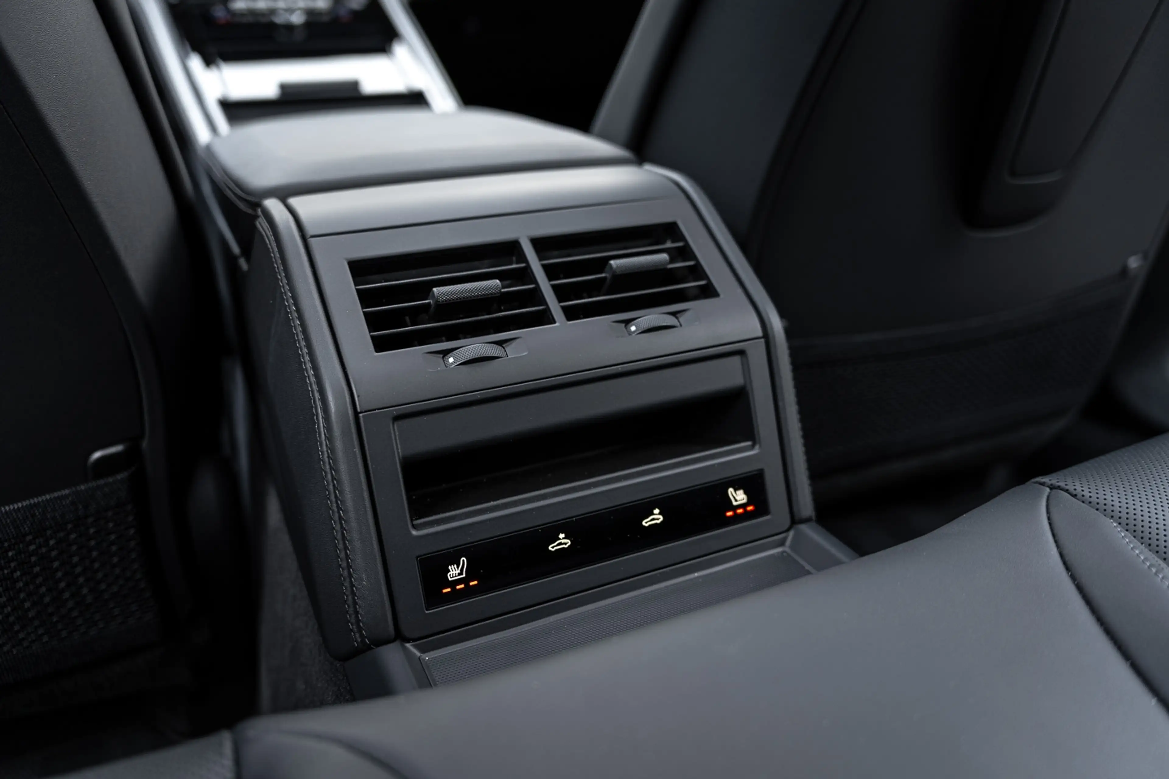 Porsche Panamera 4 E-Hybrid SportDesign | 360° Cam. | Luchtvering | — photo 13