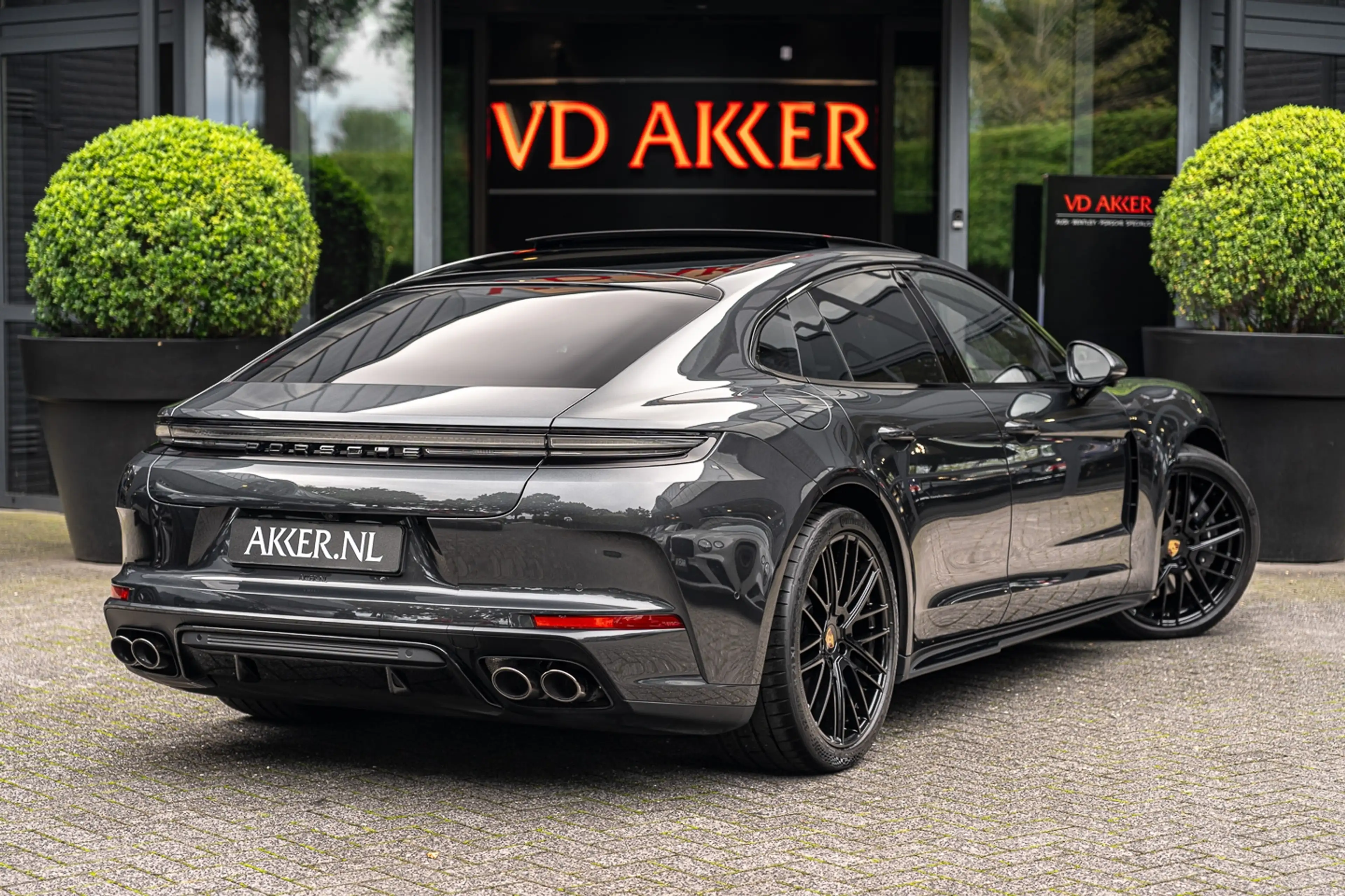 Porsche Panamera 4 E-Hybrid SportDesign | 360° Cam. | Luchtvering | — photo 2