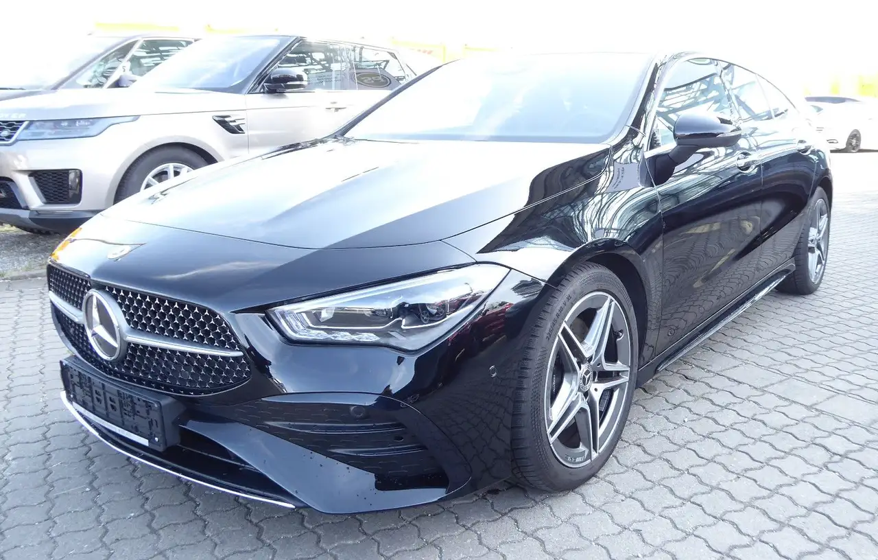 Mercedes-Benz CLA 200