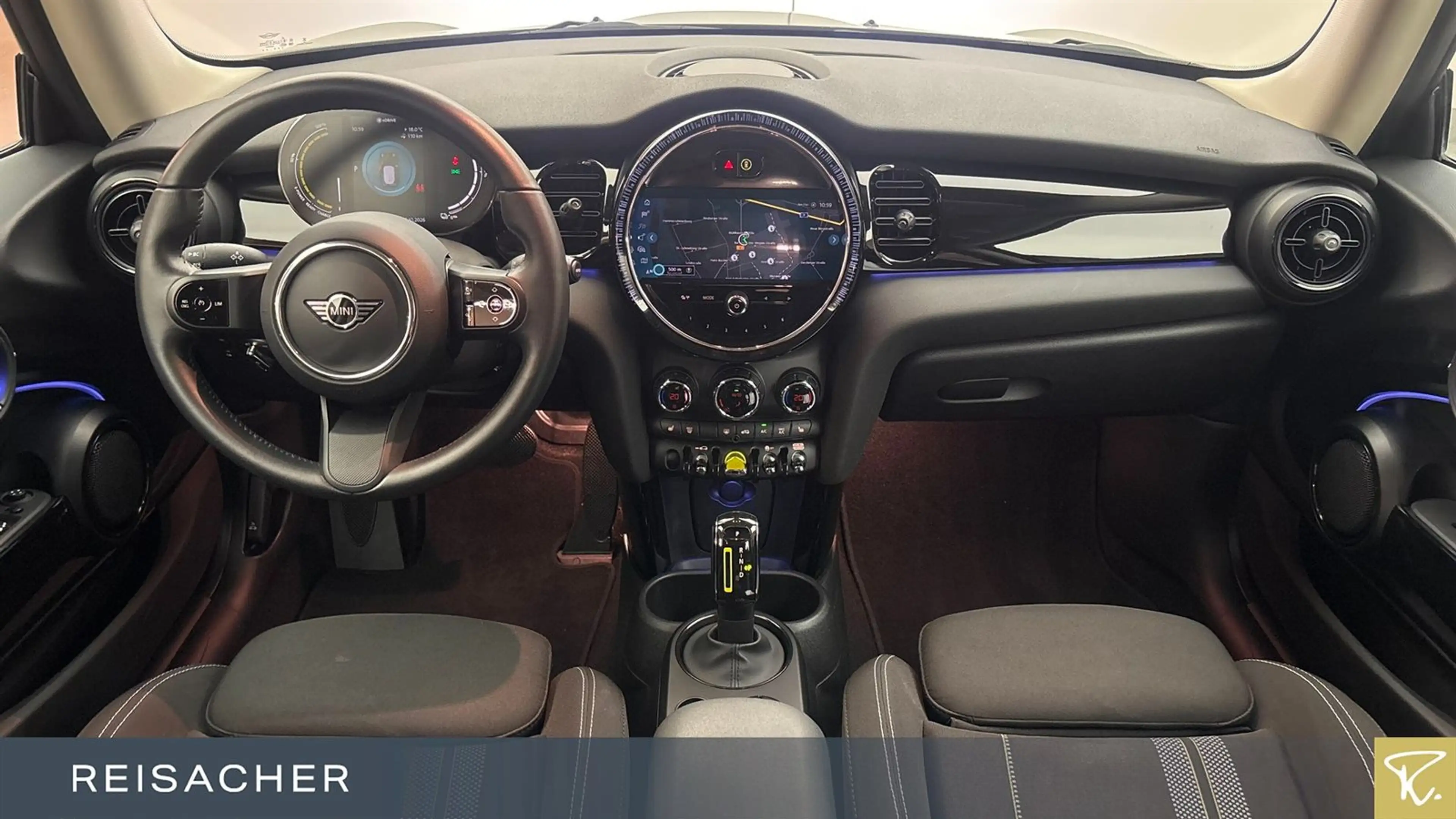 MINI Cooper SE Essential-Trim,Navi,SH,SpoSi,LED — photo 6