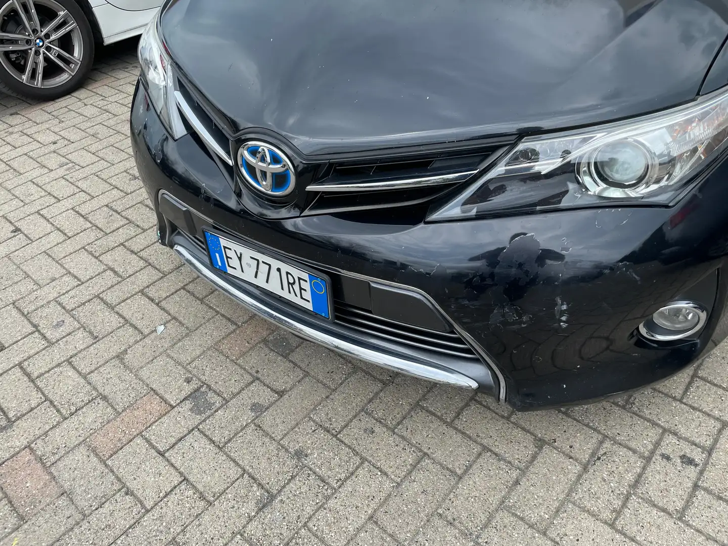 Toyota Auris Auris 5p 1.8h Active+ Nero - 2