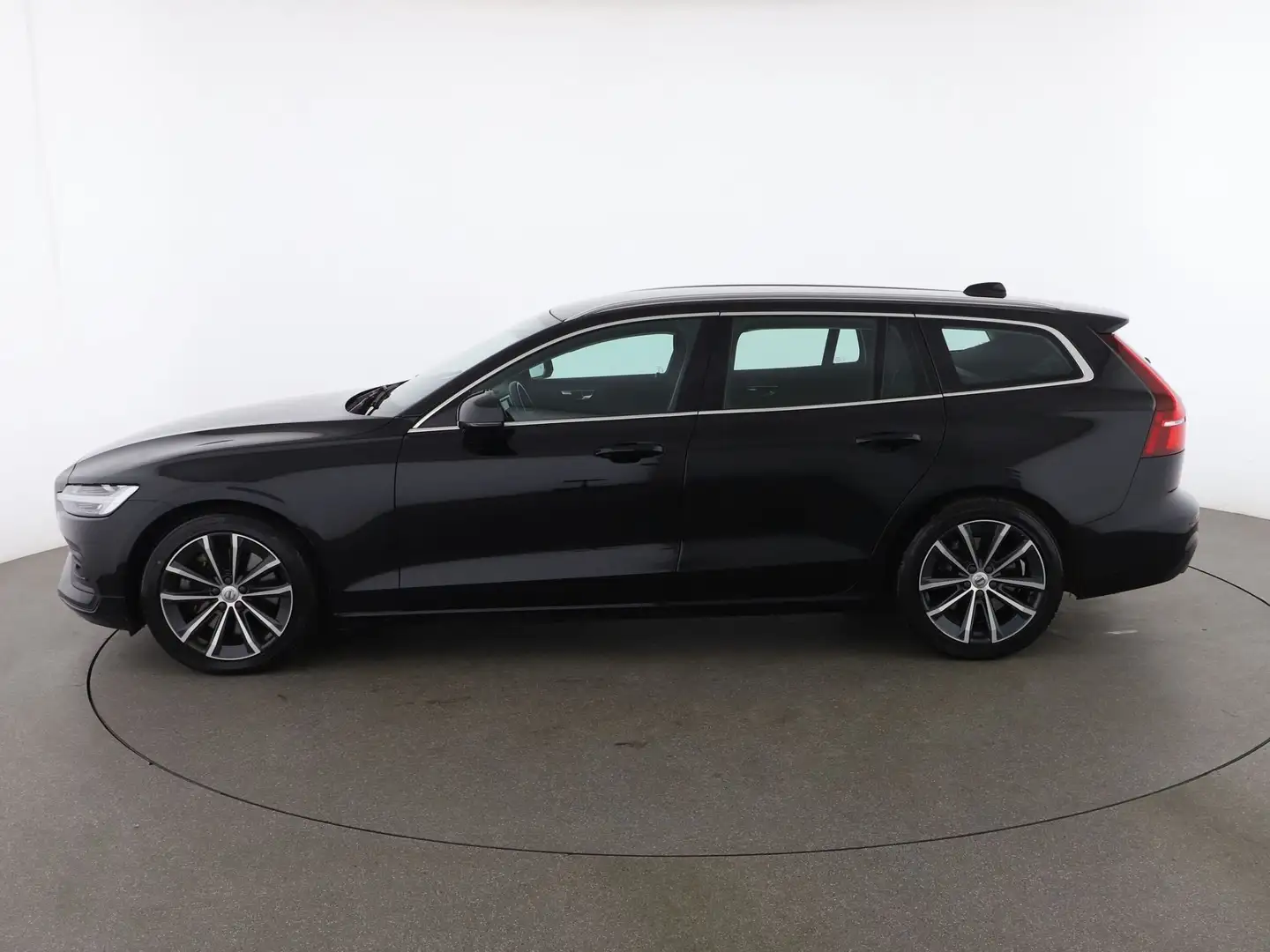 Volvo V60 2.0 B4 D MHEV 197CV Momentum Business auto Black - 2
