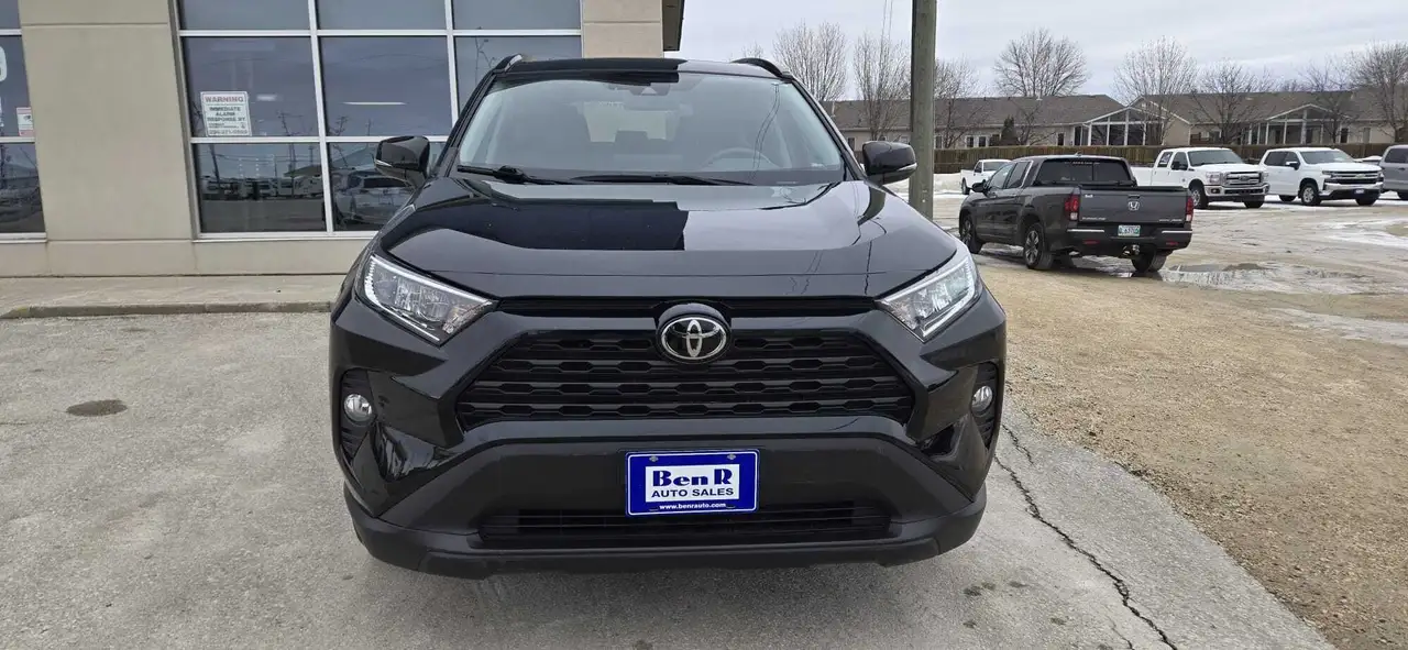 Toyota RAV 4 снимка Toyota RAV 4