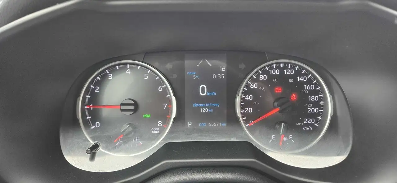 Toyota RAV 4 снимка Toyota RAV 4