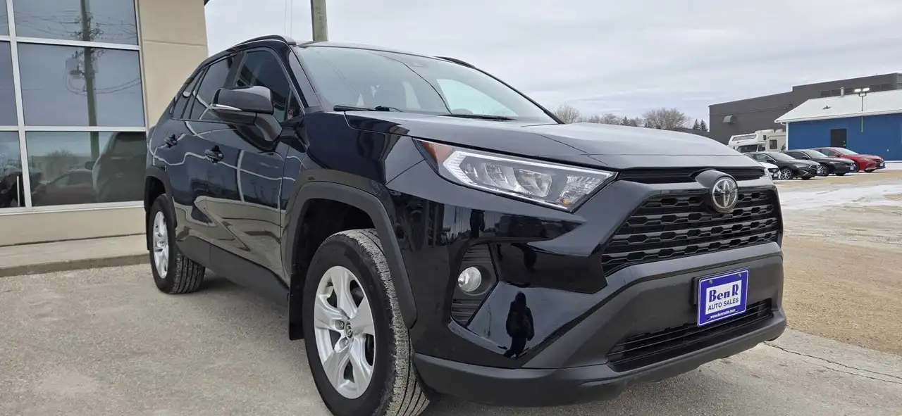 Toyota RAV 4 снимка Toyota RAV 4