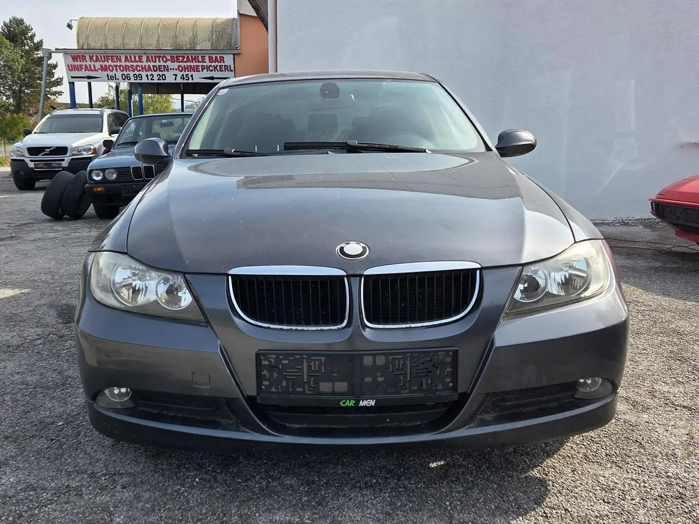BMW 318 318i Grau - 2