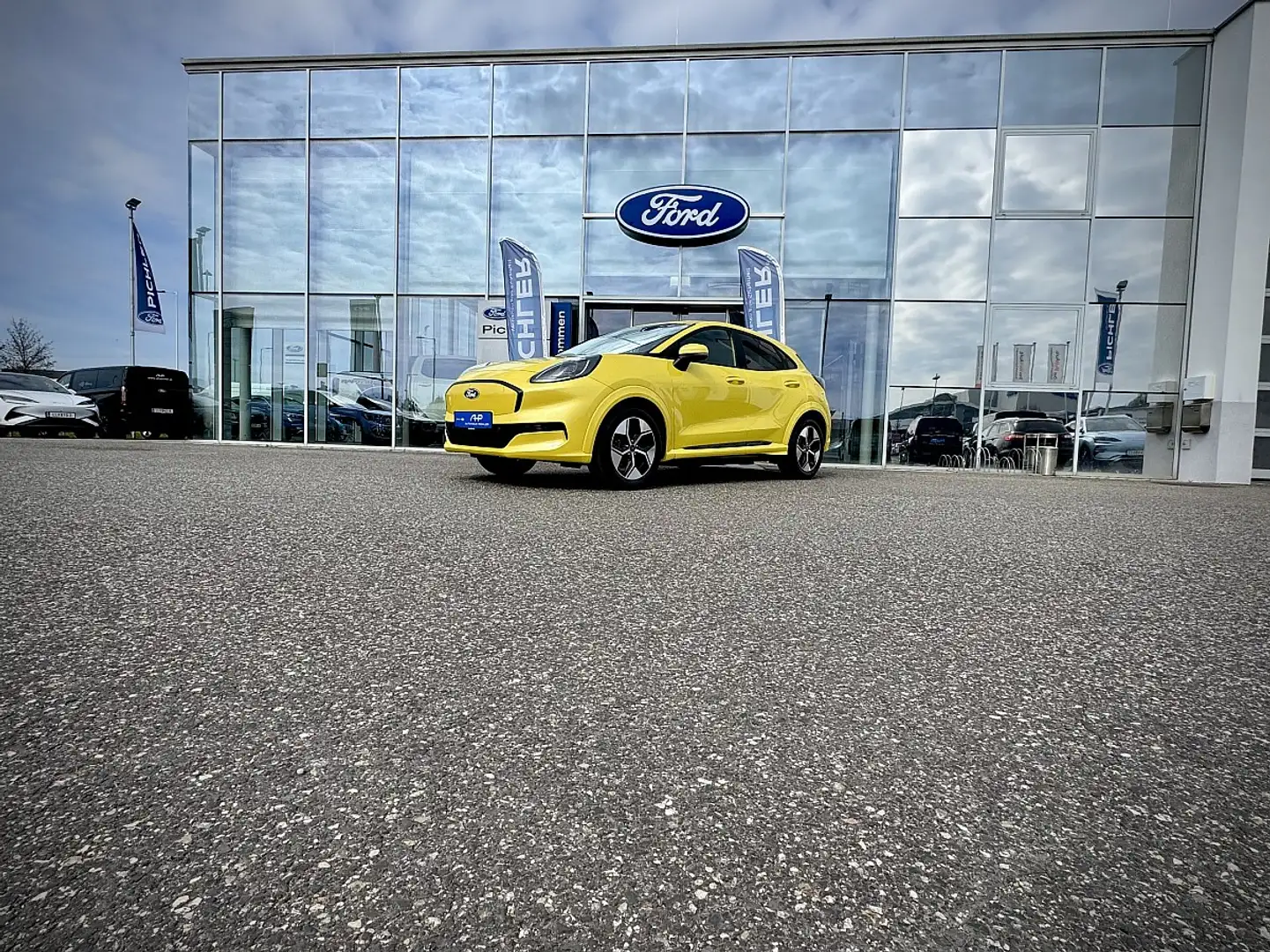 Ford Puma E-Gen 43kWh 168PS Aut. WOW Vorführwagen AKTION Jaune - 2