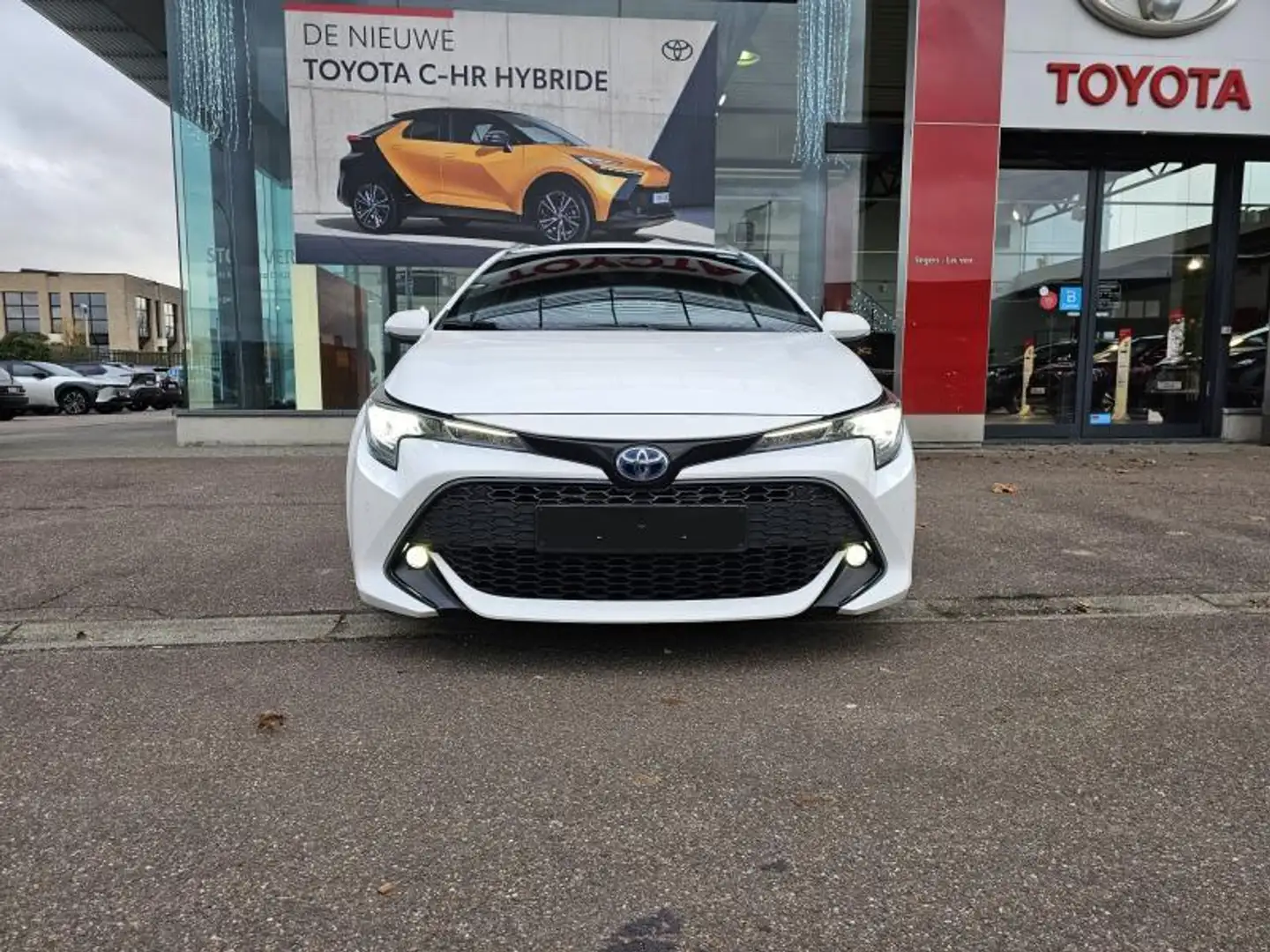 Toyota Corolla Dynamic Wit - 2