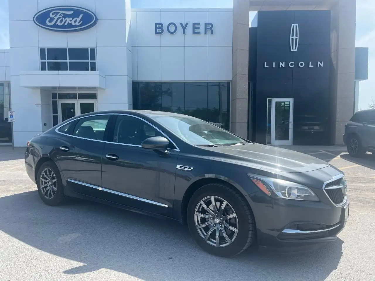 2017 Buick Lacrosse