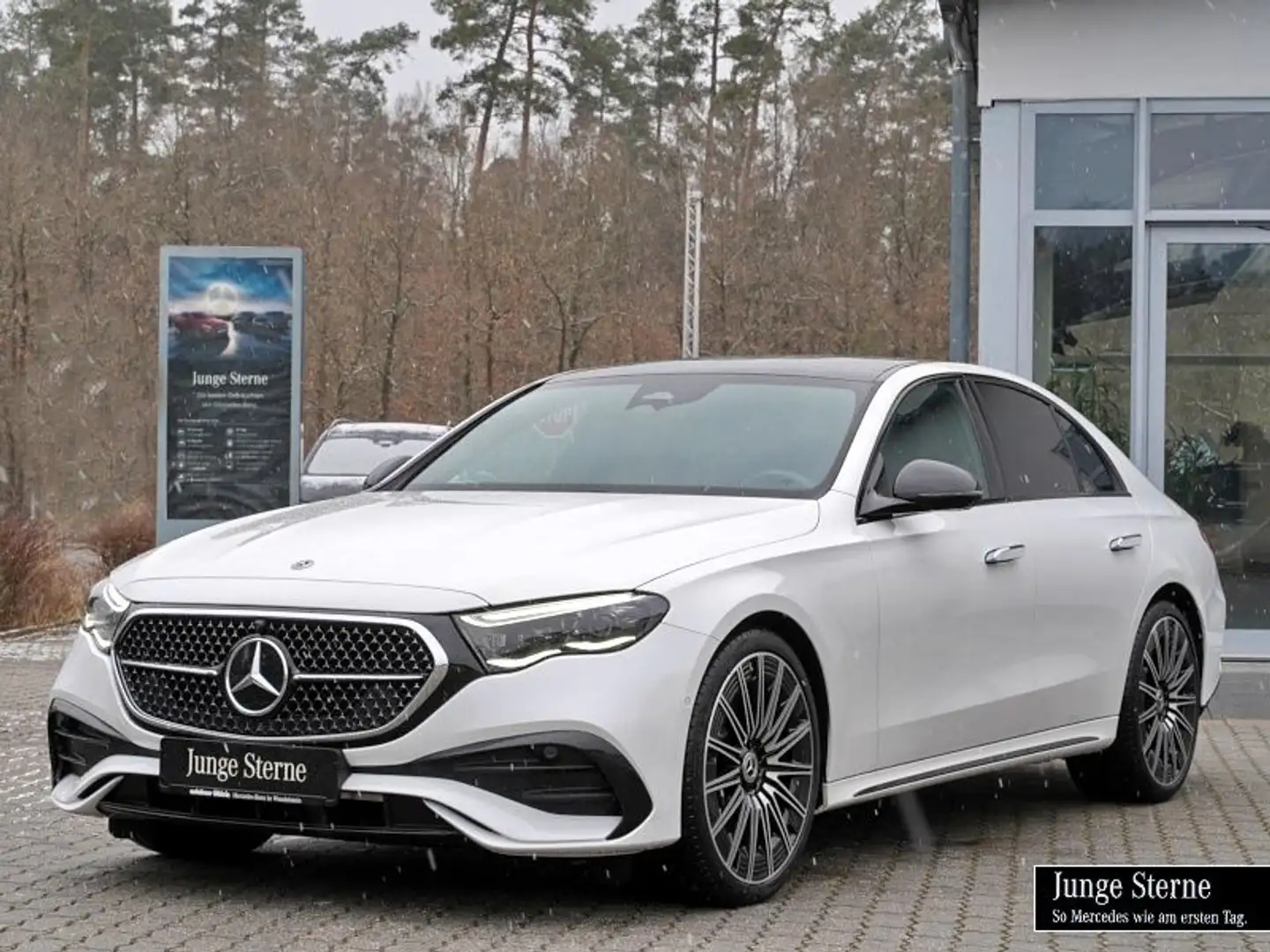 Mercedes-Benz E 220 d AMG ADVP PANO+SUPERSCR+21''+BURM4D+360°+ Blanco - 2