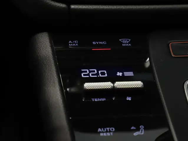 Porsche Macan Ansicht 22