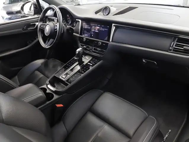 Porsche Macan Ansicht 37