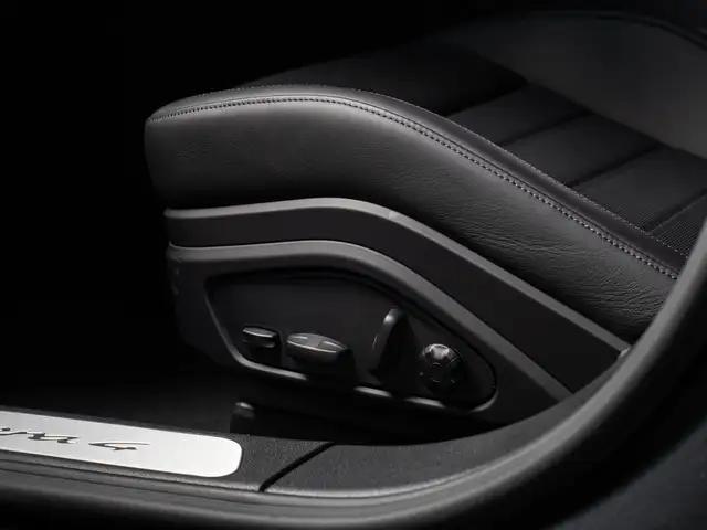 Porsche Panamera view 20