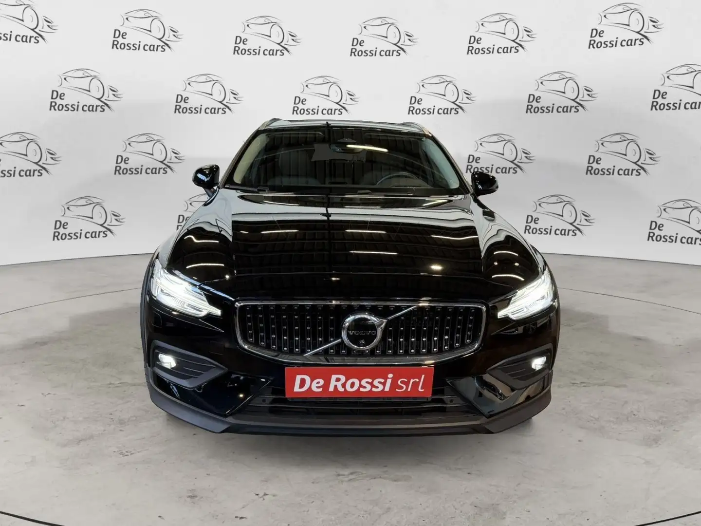 Volvo V60 Cross Country B4 (d) AWD automatico Ultimate Nero - 2