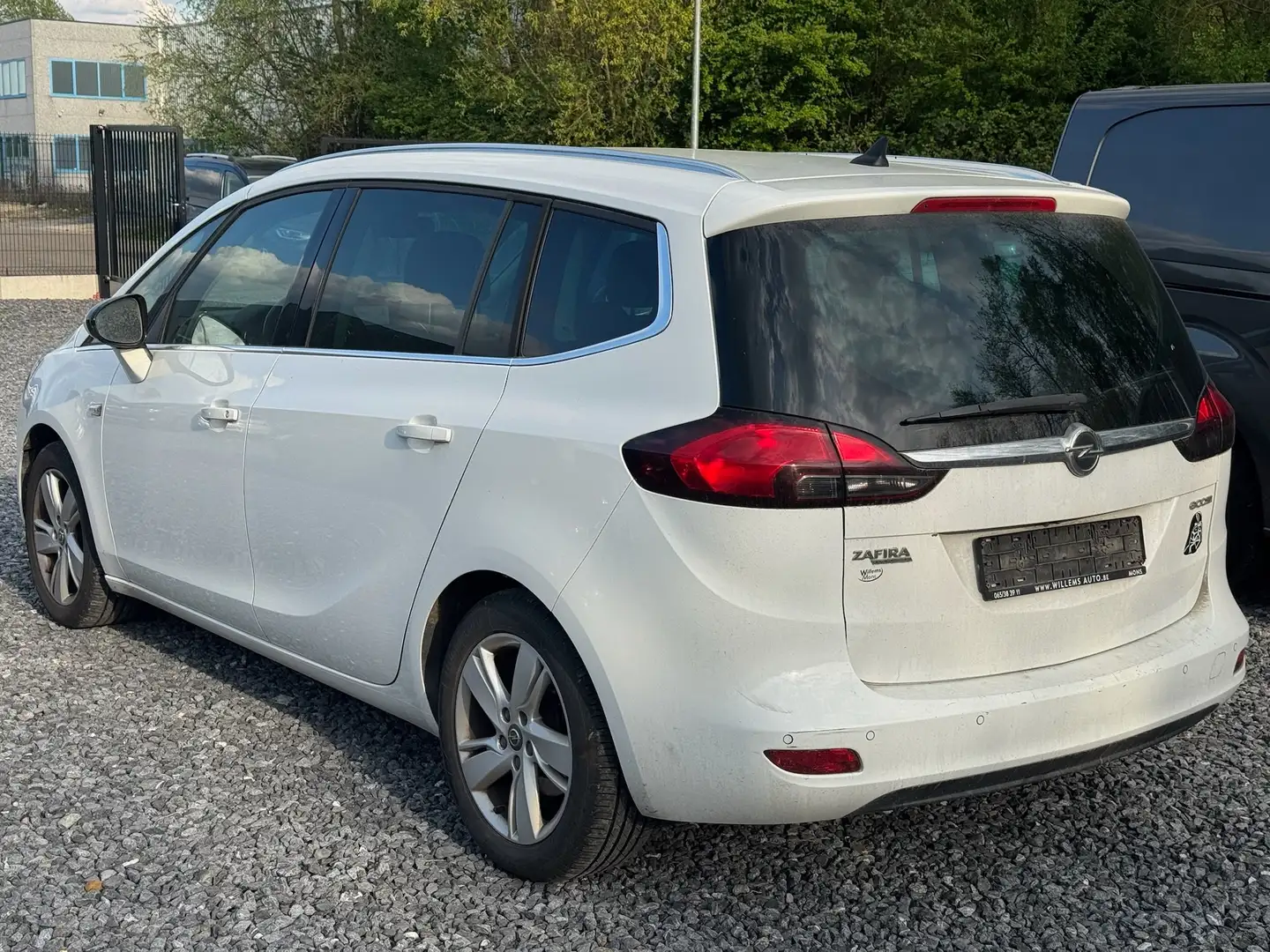 Opel Zafira Tourer 1.6 CDTi 7 PLACES BRUIT MOTEUR/Navi/Camera/Jantes Brun - 2