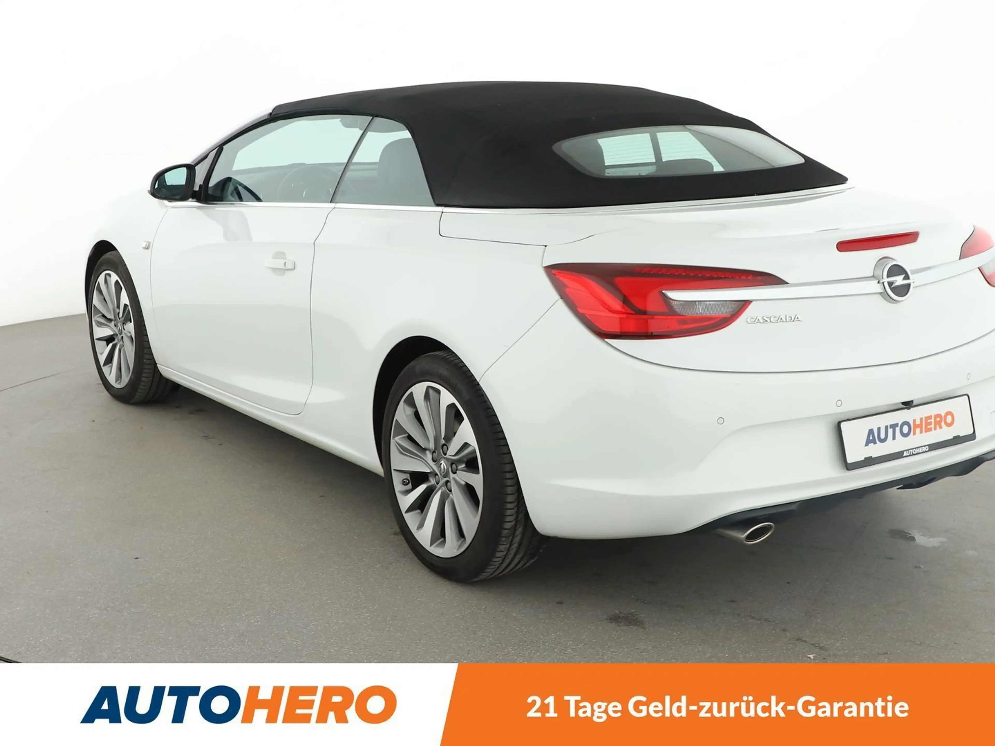 Opel Cascada 1.6 SIDI Turbo Ultimate Aut.*NAVI*CAM* — photo 4