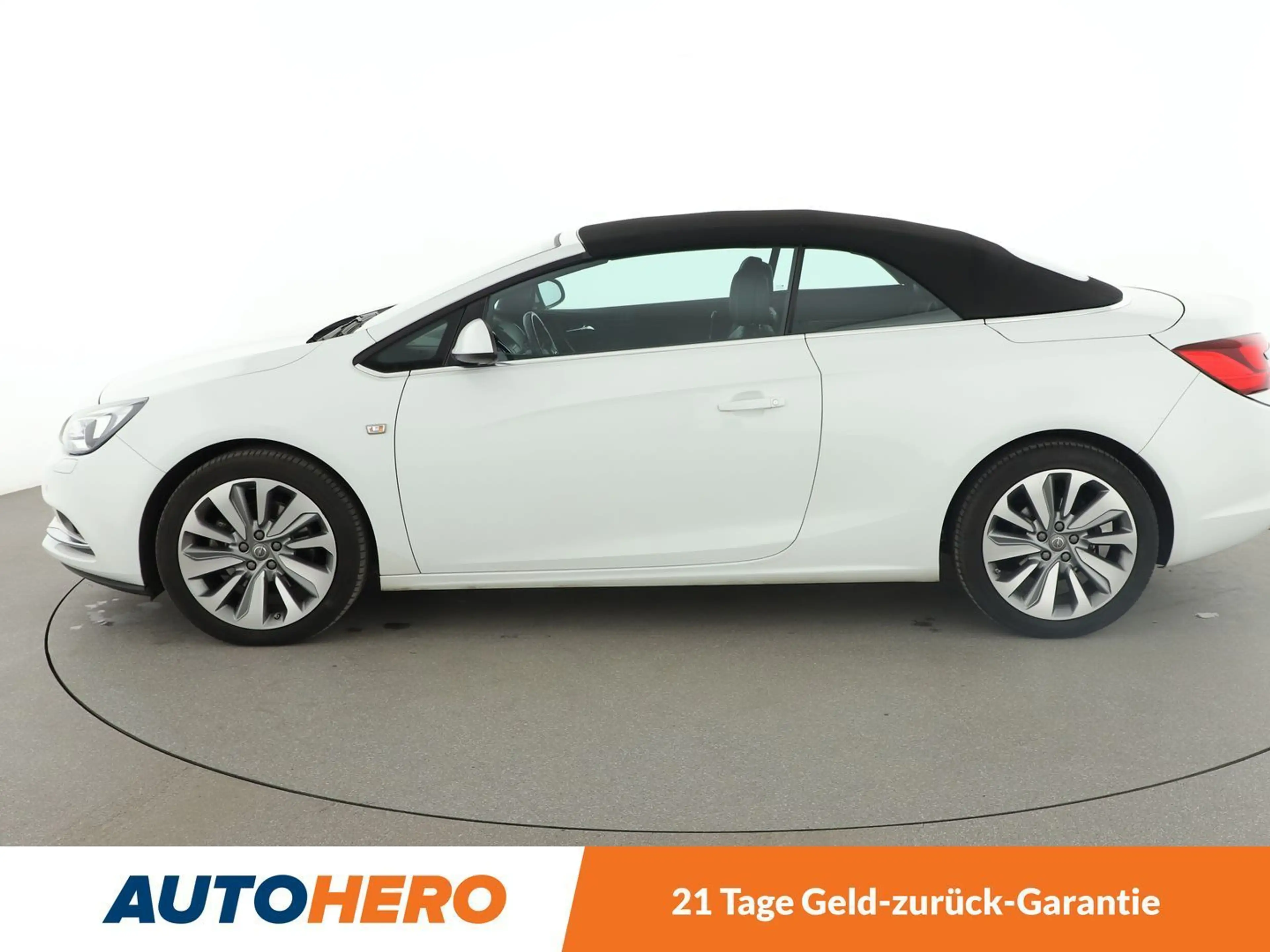 Opel Cascada 1.6 SIDI Turbo Ultimate Aut.*NAVI*CAM* — photo 3