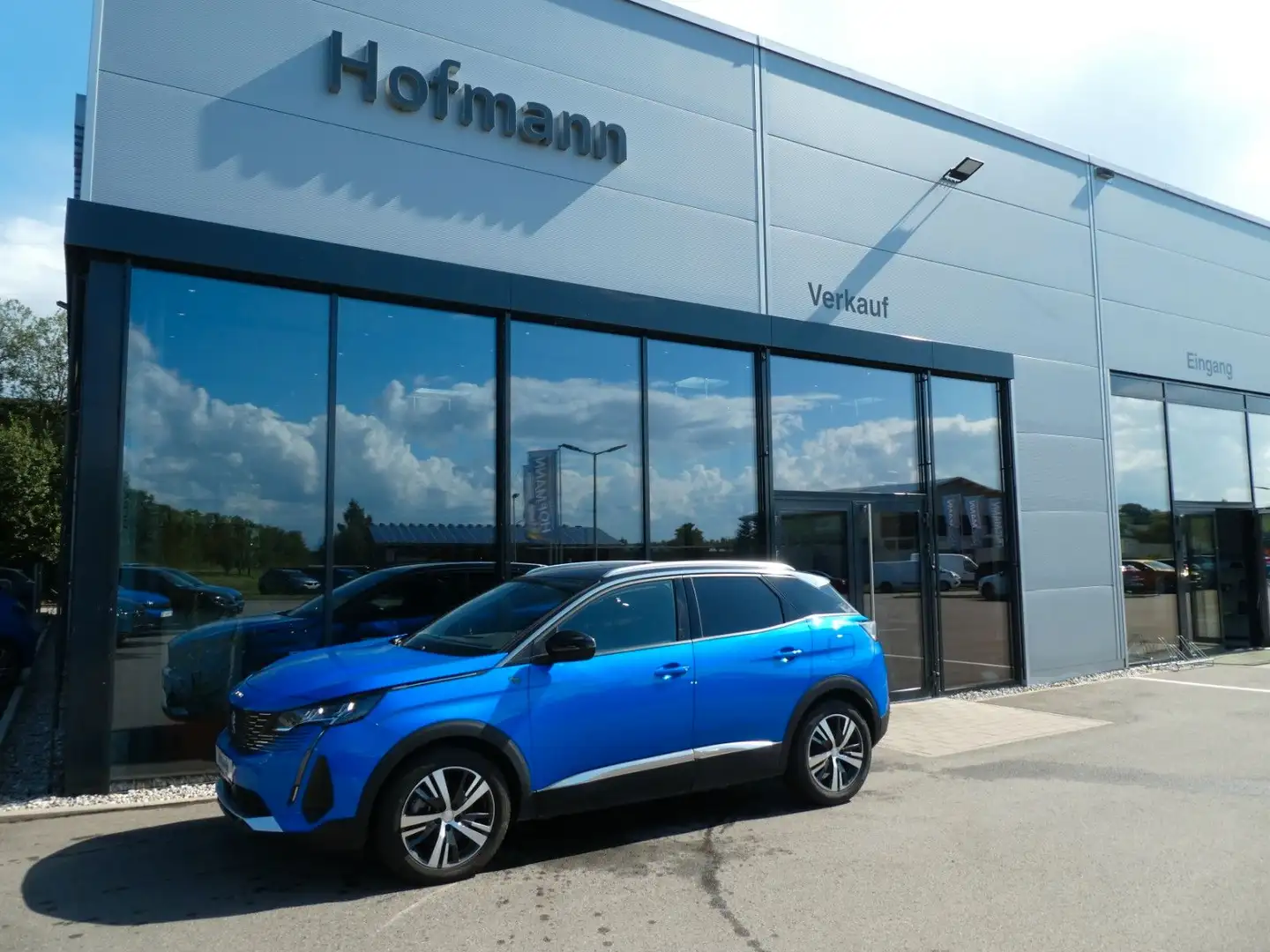 Peugeot 3008 Hybrid 225 Roadtrip, Klima, SHZ, Kamera,AHK Blau - 1