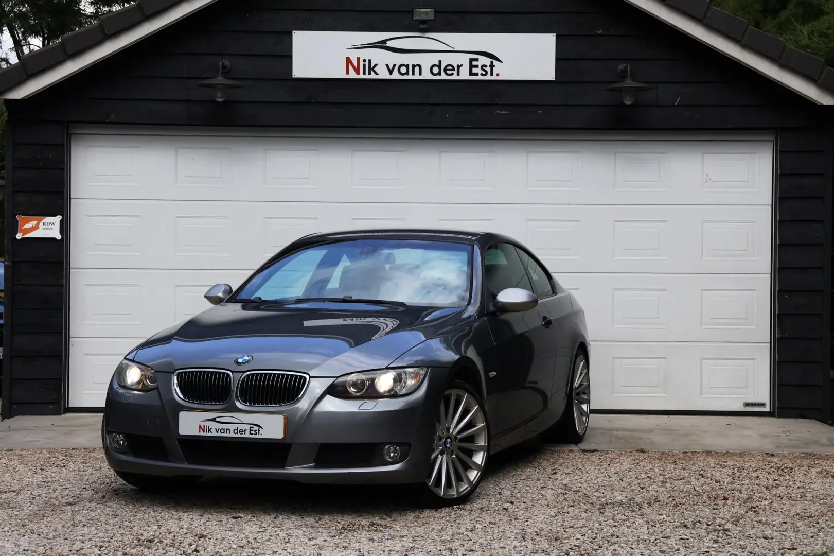 BMW 320 3-serie Coupé 320i Corporate Lease Executive Gris - 1