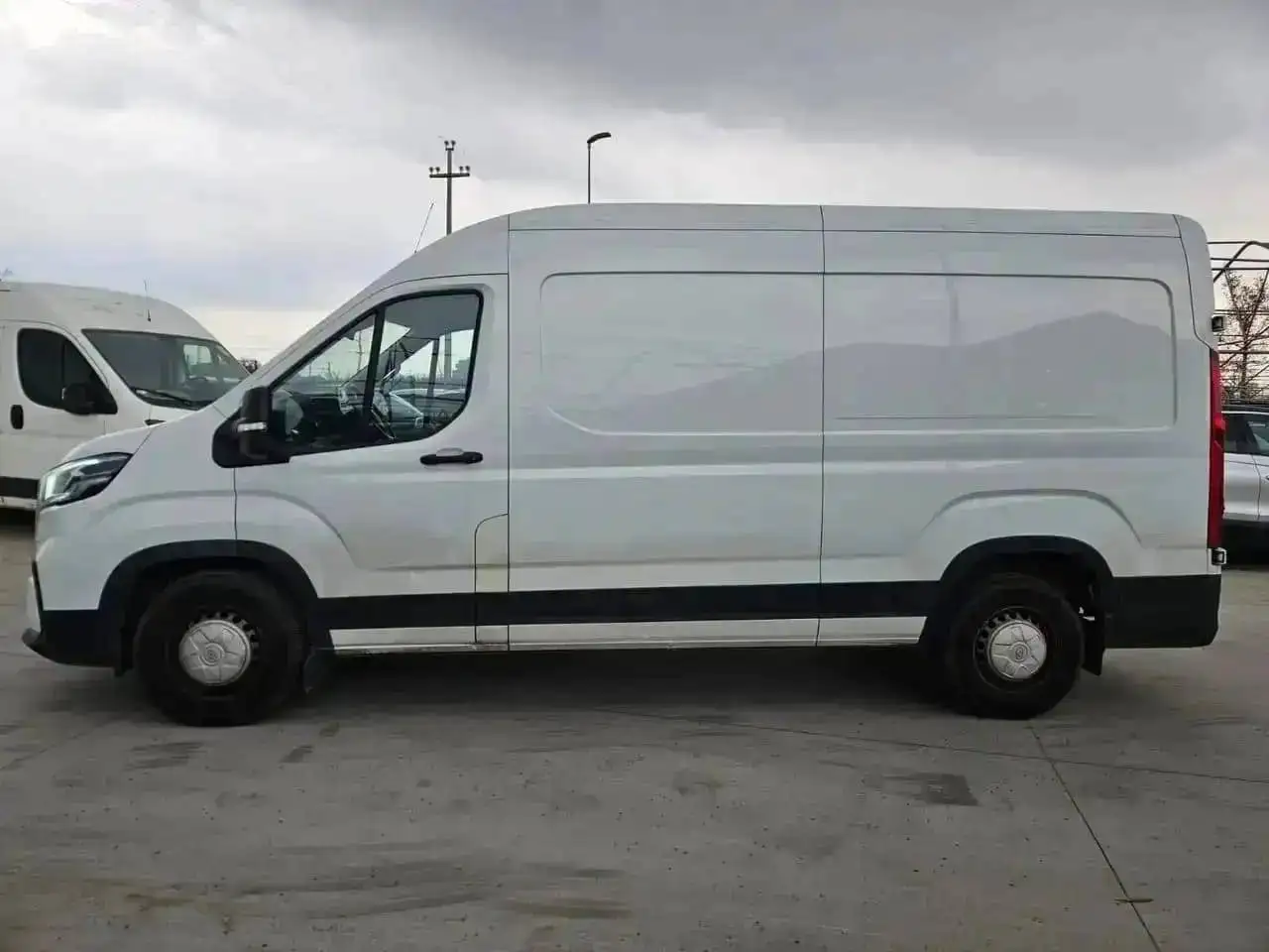 Maxus Deliver 9 2023