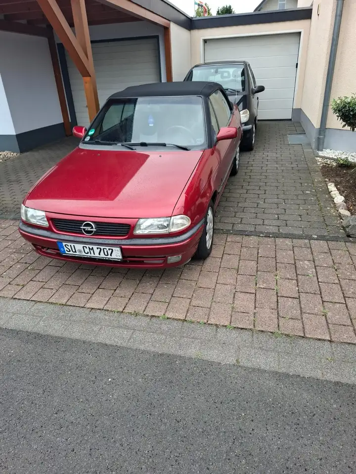 Opel Astra Cabrio 1.6i Bertone Edition, foto 2