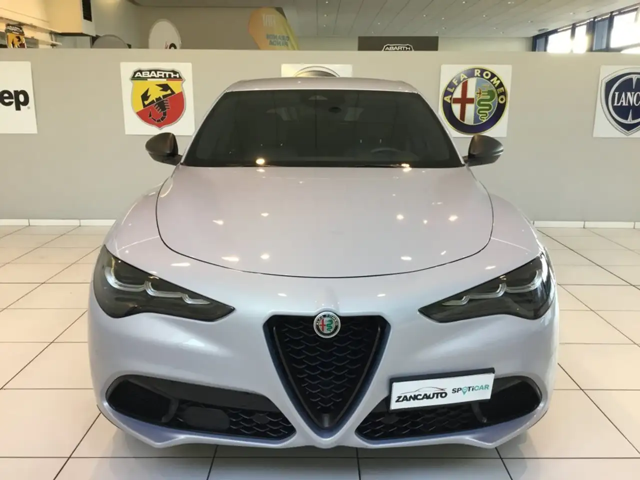 Alfa Romeo Stelvio 2024