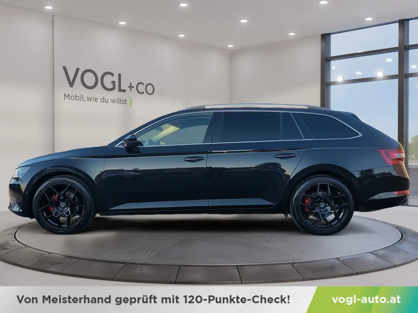 Skoda Superb Kombi 2.0 TDI Style DSG Schwarz - 2