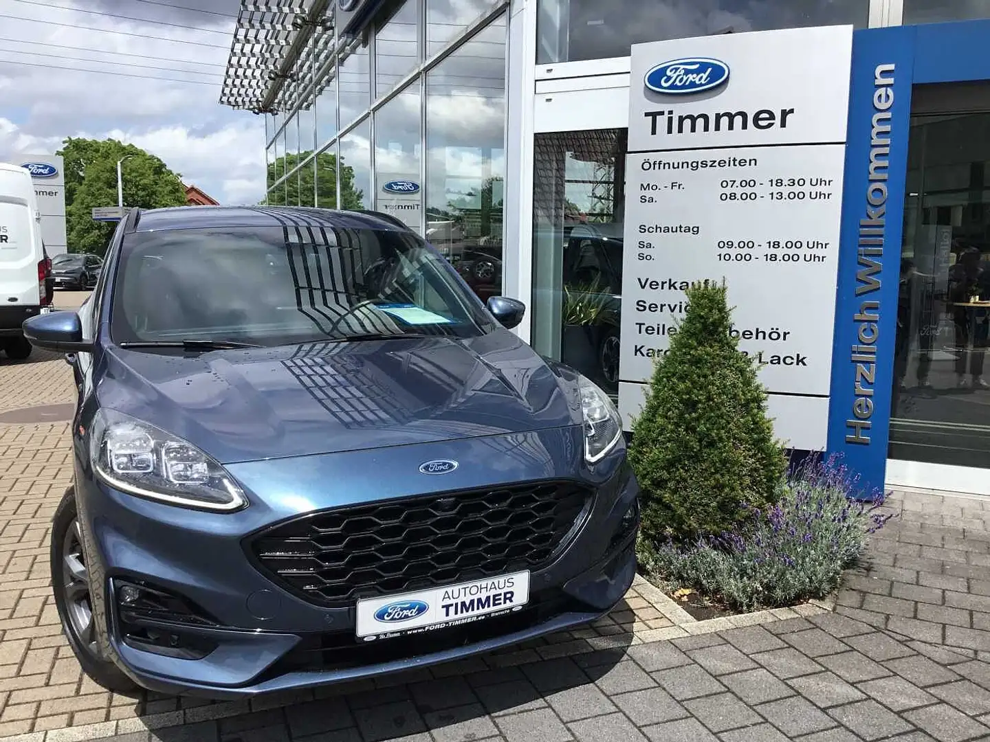 Ford Kuga 2.0 EcoBlue Hybrid ST-Line X AHK Blau - 2