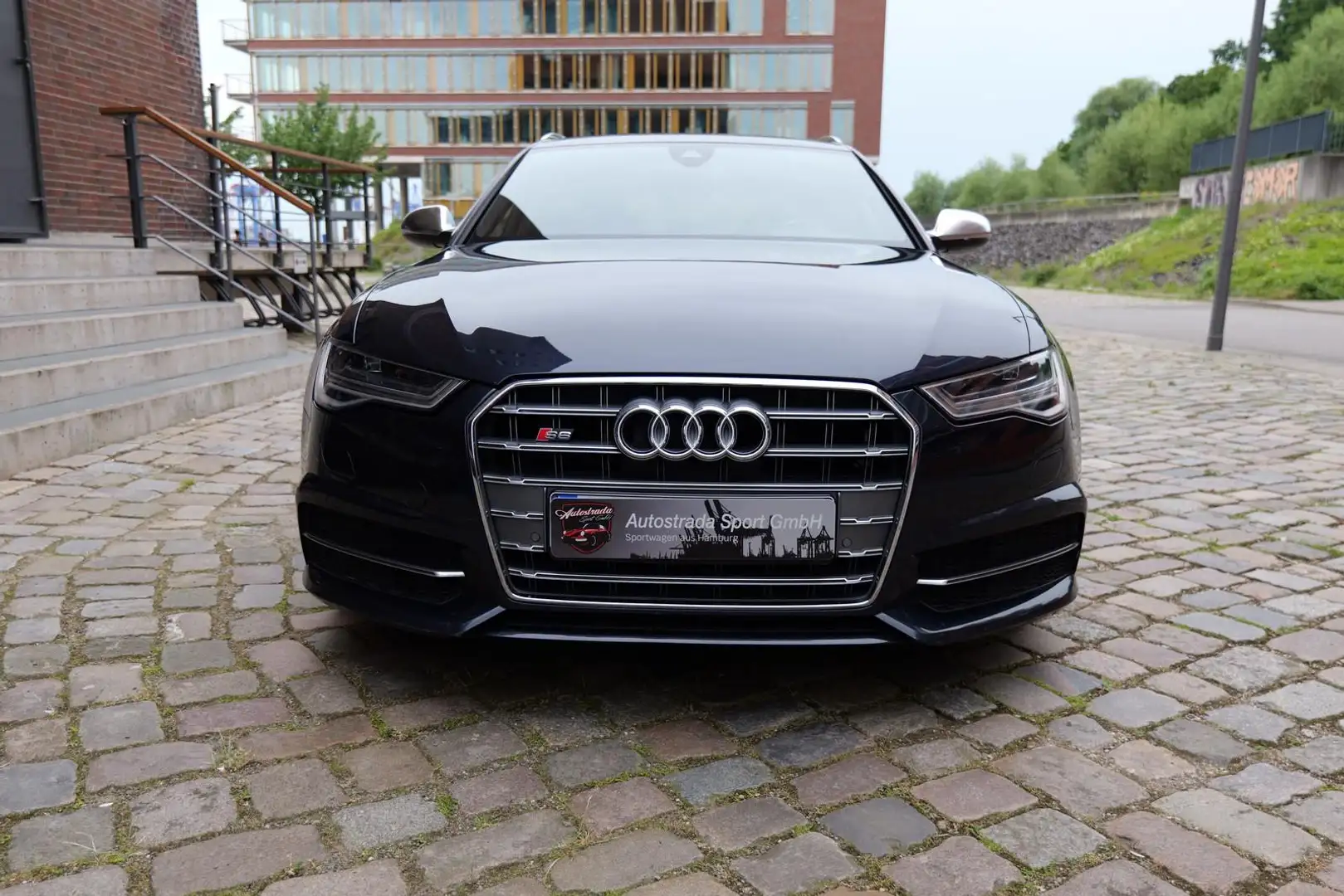 Audi S6 Avant 4.0 TFSI quattro Modrá - 2