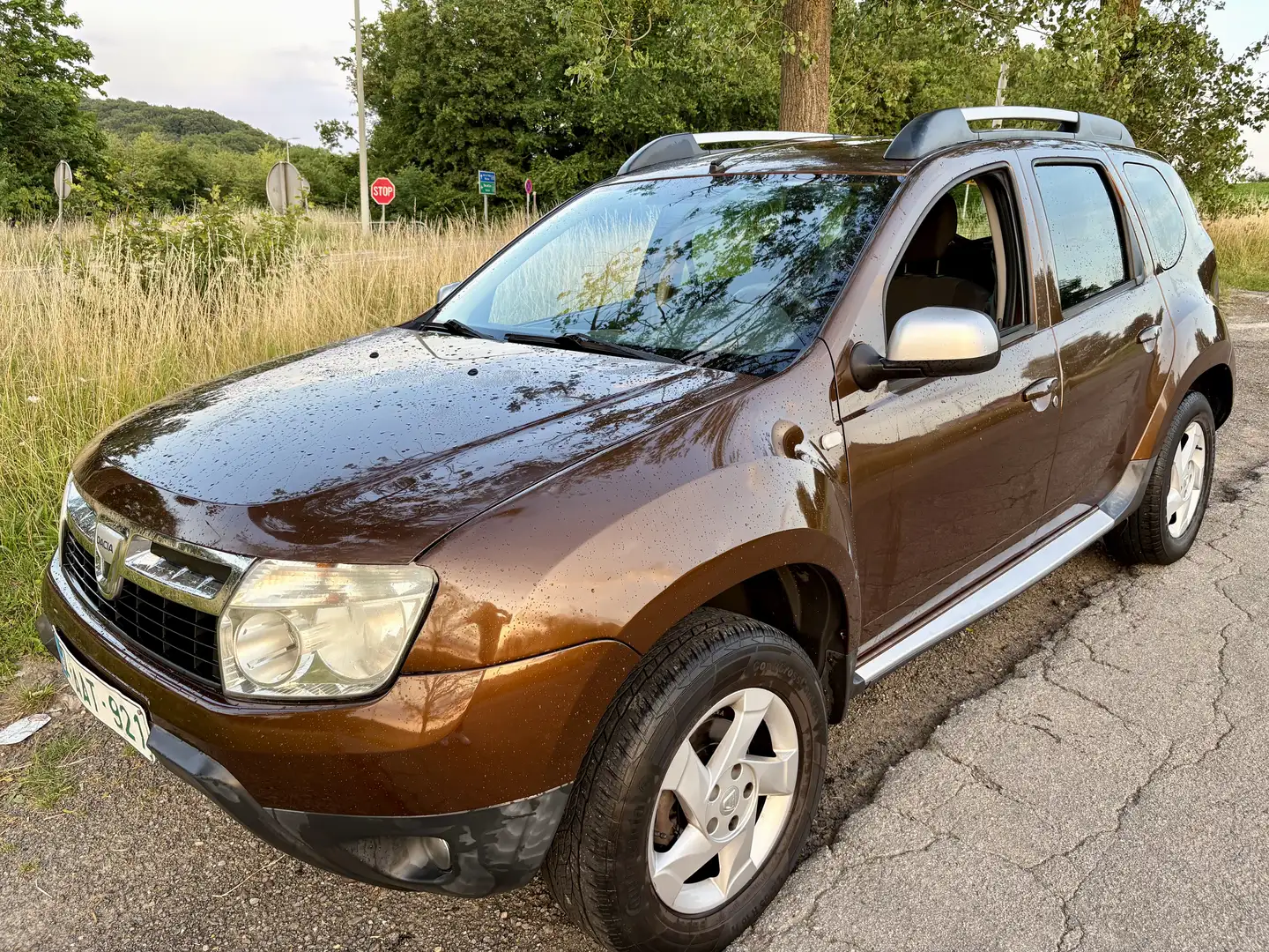 Dacia Duster 1.5 dCi 85 4x2 eco2 Lauréate clim 75000km - 1