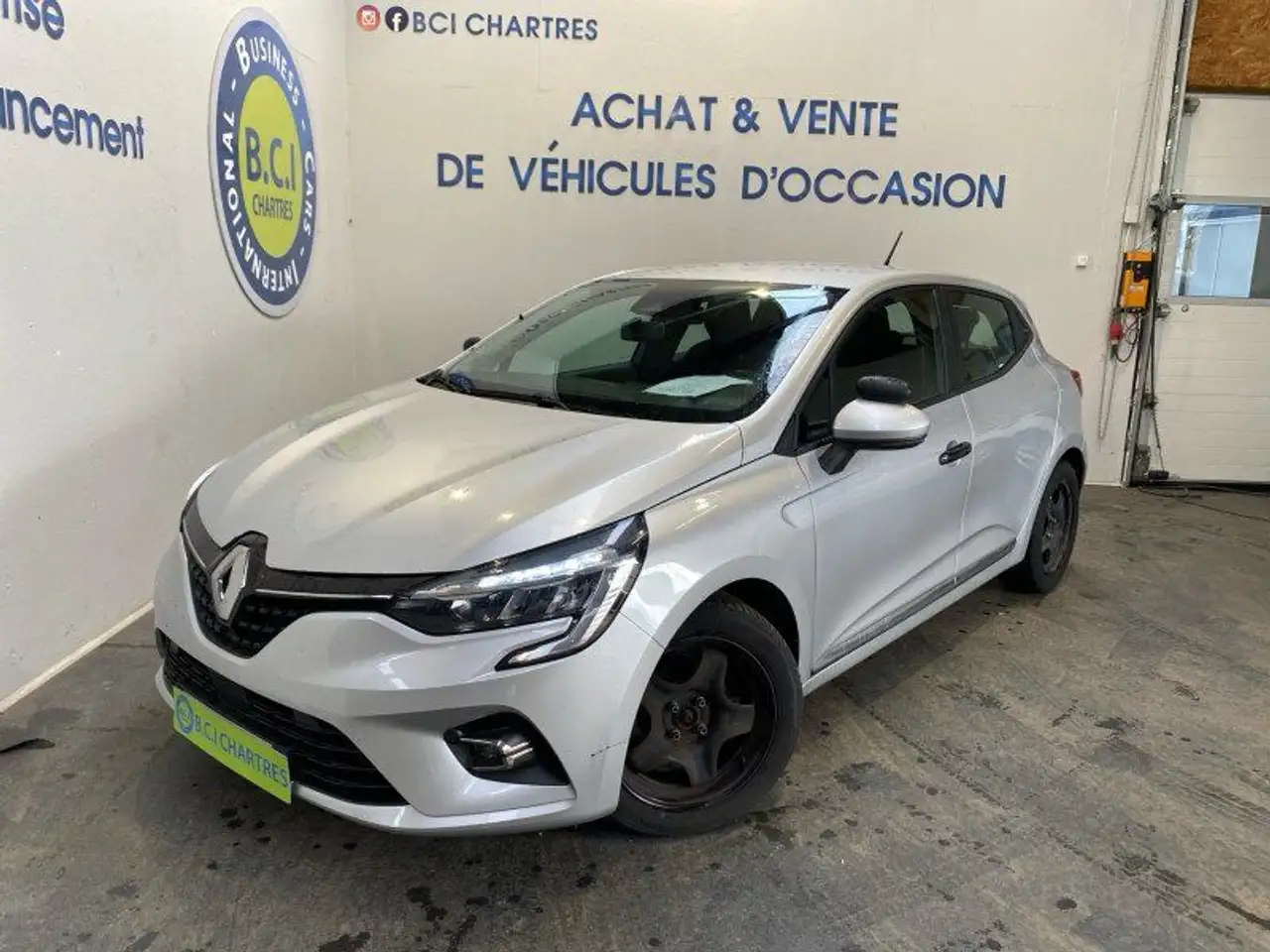 Renault Clio V 1.0 TCE 90CH BUSINESS X-TRONIC -21