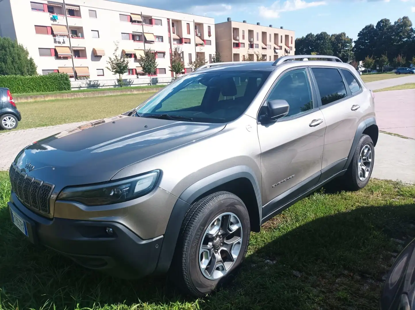 Jeep Cherokee Trail Hawk Grigio - 1
