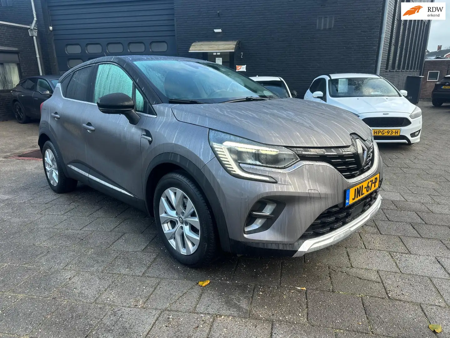 Renault Captur 1.0 TCe (91pk) Intens! Navi! Clima! Grijs - 1
