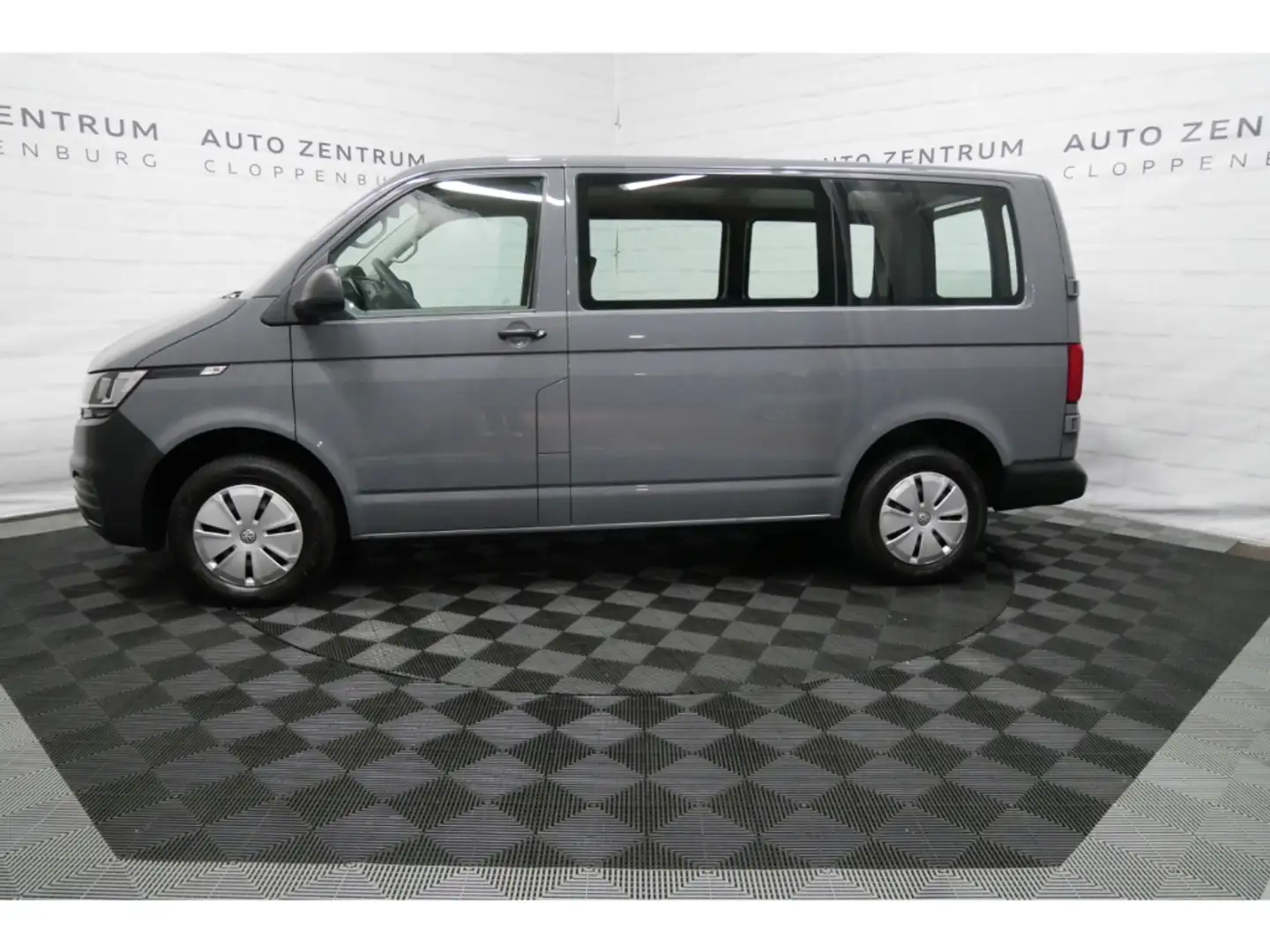 Volkswagen Transporter T6.1 Kombi Klima+AHK+PDC Grau - 2