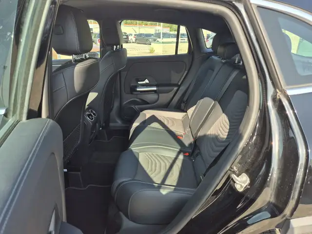 Mercedes-Benz Gla view 7