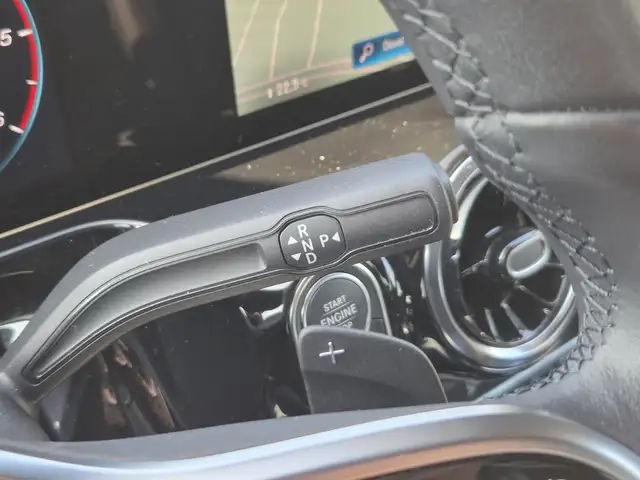 Mercedes-Benz Gla view 10