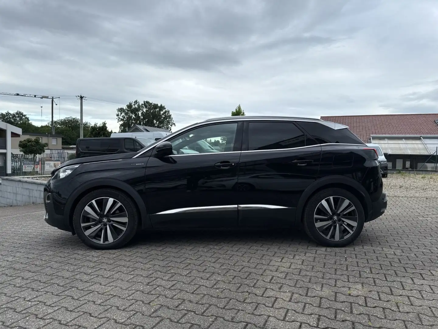 Peugeot 3008 Hybrid4 300 GT Klima Navi Leder Rückfahrkamera Zwart - 2