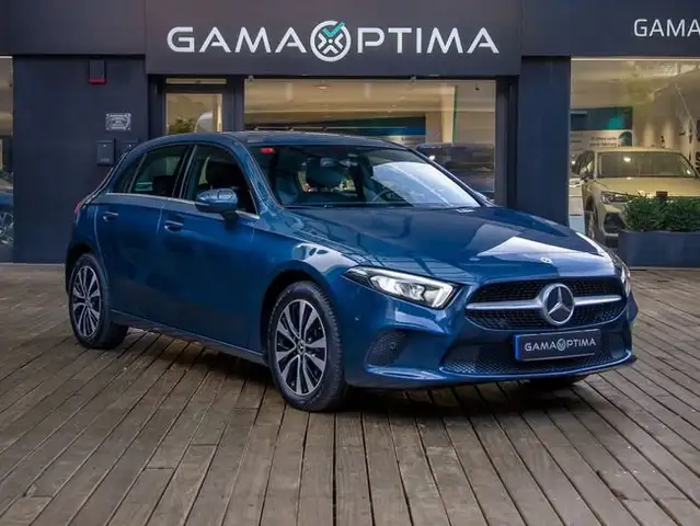 Mercedes-Benz A 220 1.3 250 5P