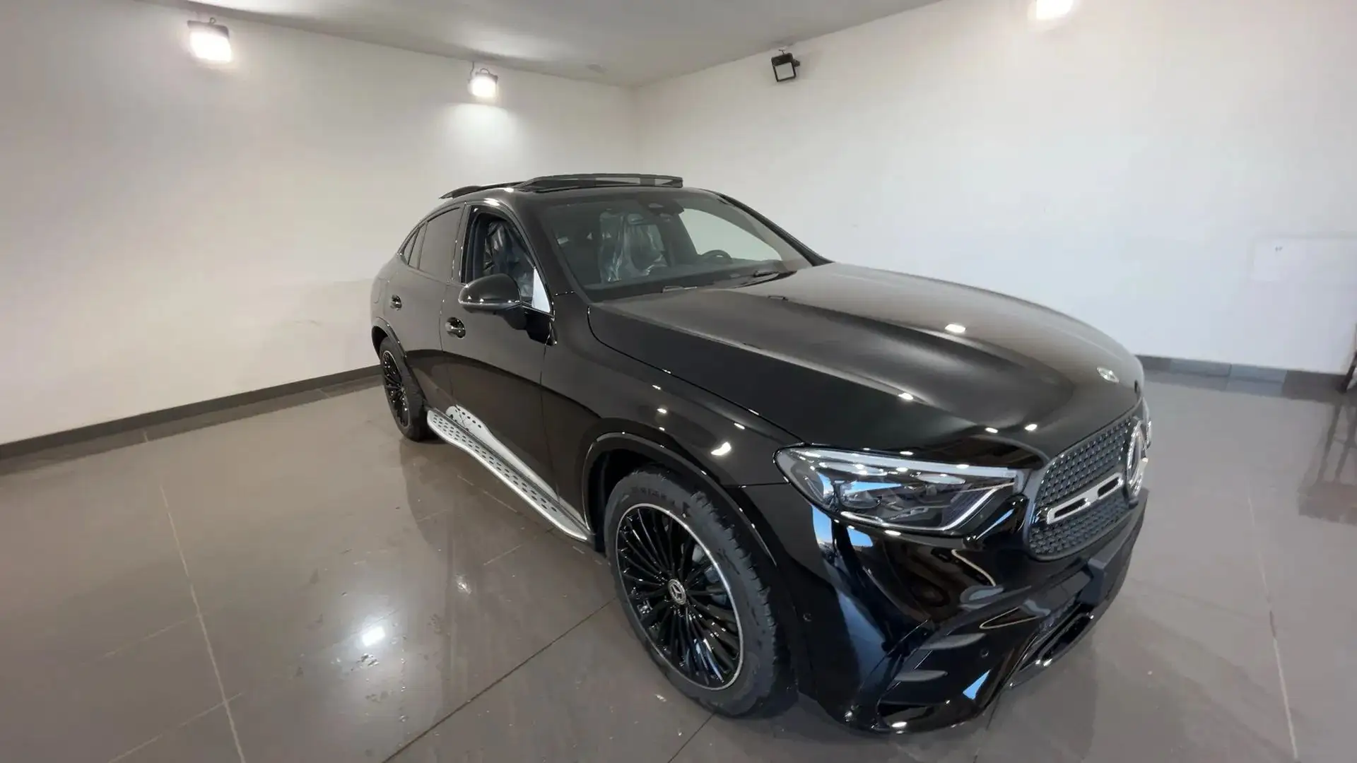 Mercedes-Benz GLC 300 GLC Coupe 300 d AMG Line Advanced 4matic Schwarz - 1