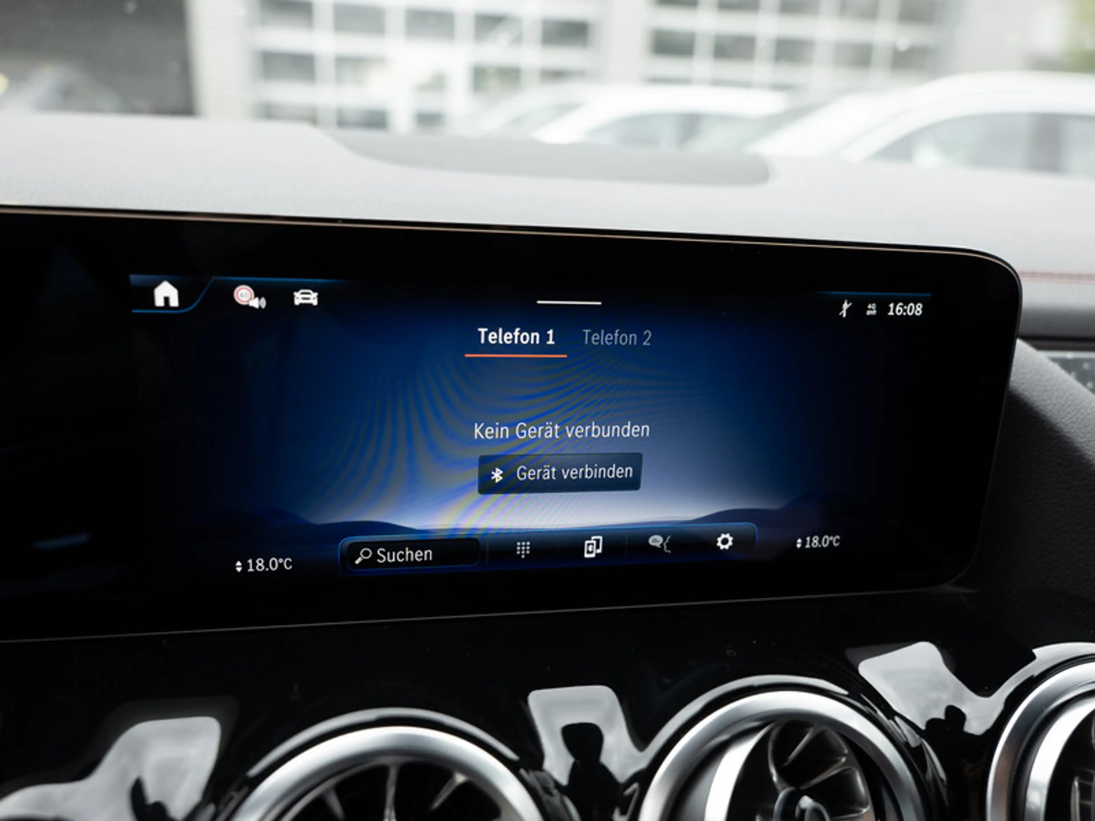 Mercedes-Benz EQA 300 4M AMG-Sport/LED/Cam/Night/Ambiente/20' — photo 12