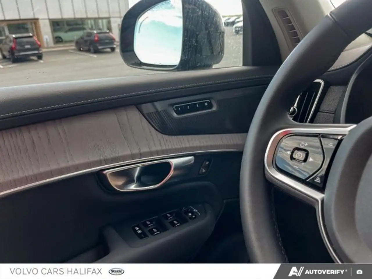 Volvo XC90 снимка Volvo XC90