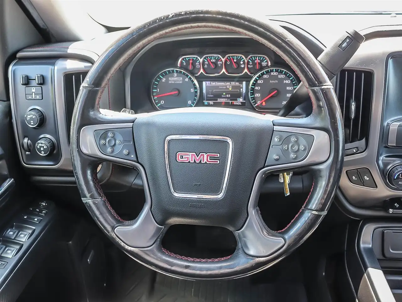 GMC Sierra 1500 fotografie GMC Sierra 1500