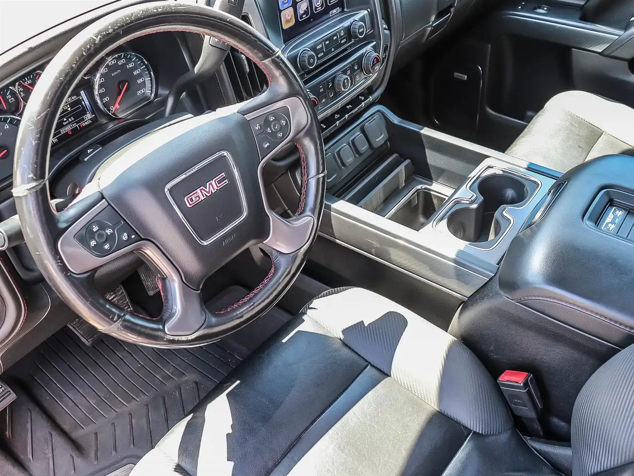 GMC Sierra 1500 fotografie GMC Sierra 1500