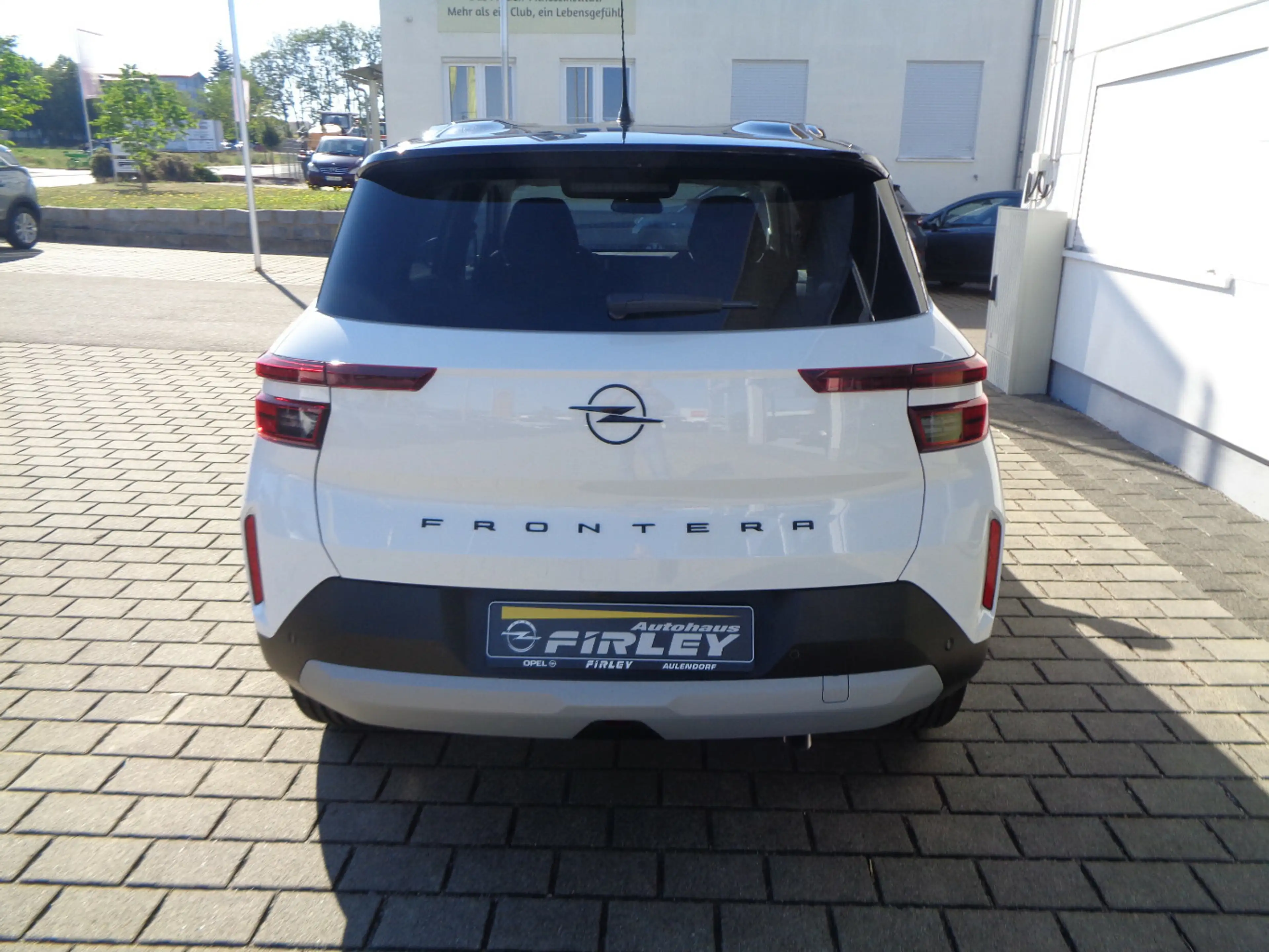 Opel Frontera Ultimate 1.2 107 kW Mild Hybrid — photo 5