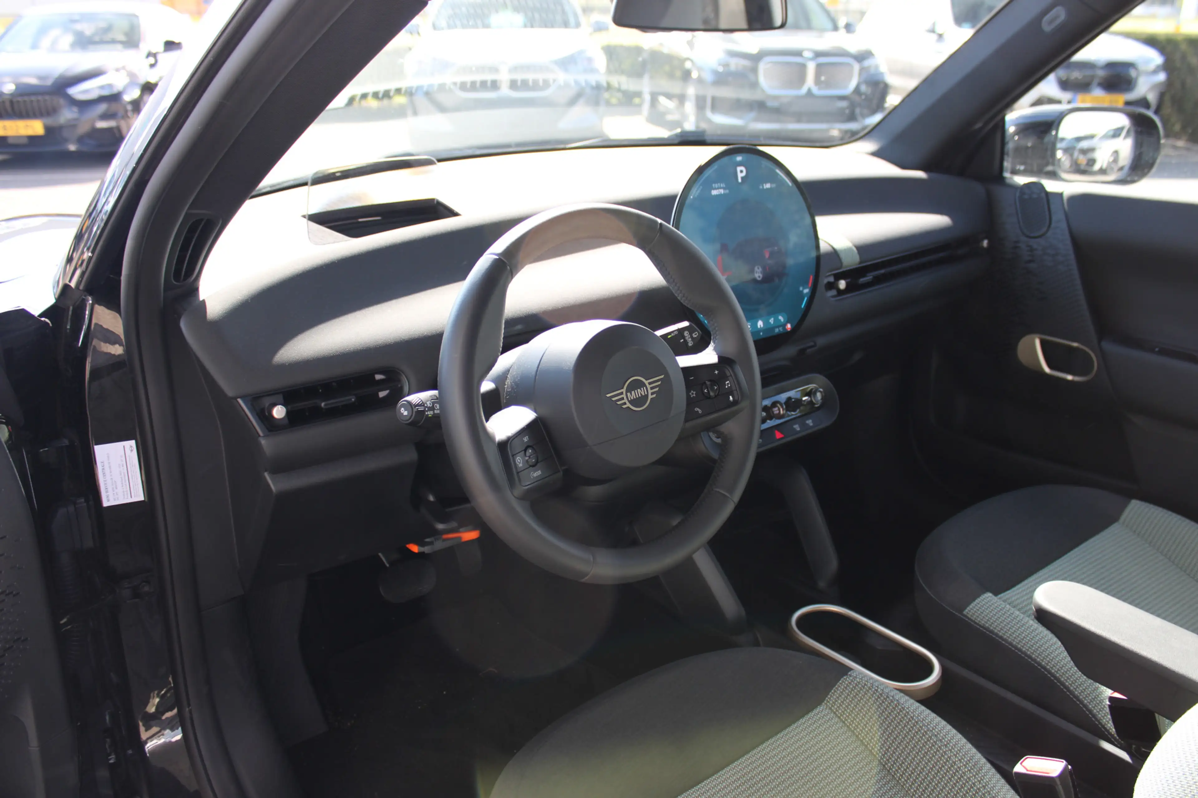 MINI Cooper E Hatchback / Head-Up / LED / Stoelverwarming / Geti — photo 2