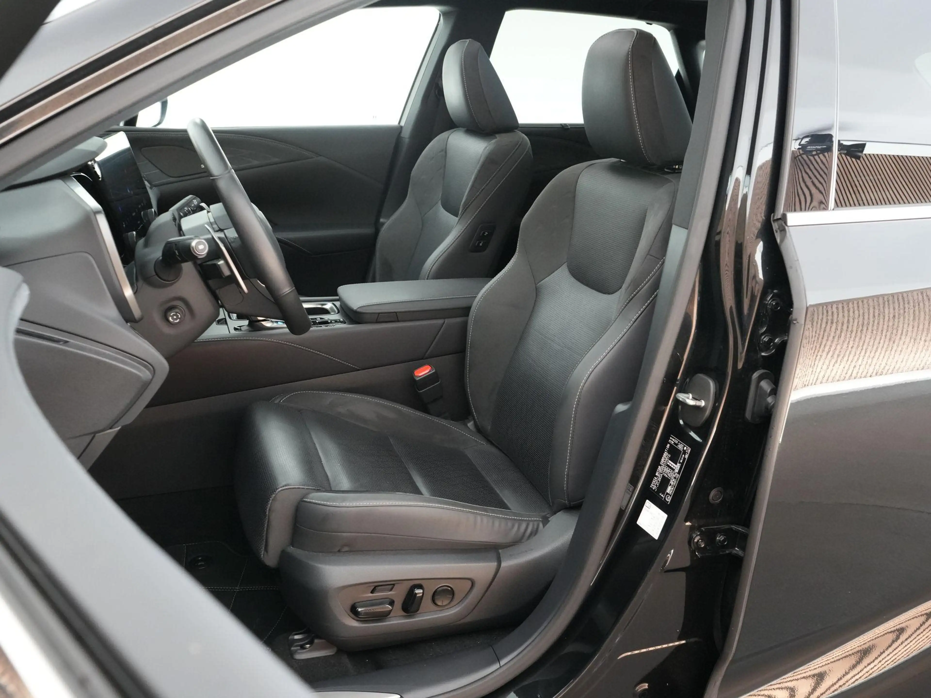 Lexus RX 450h 450h+ Plug-in Hybrid President Line |fabrieksgaran — photo 11