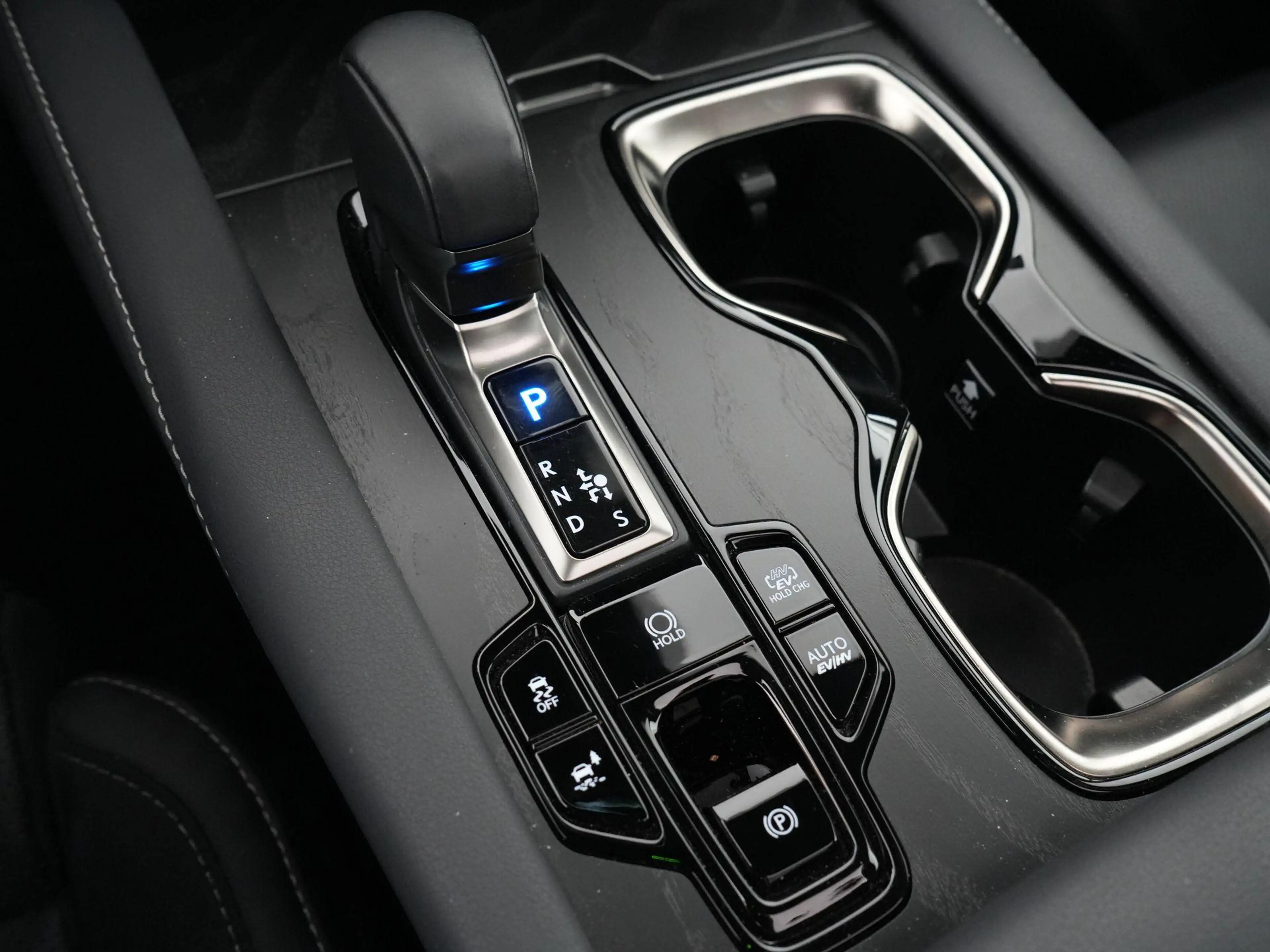 Lexus RX 450h 450h+ Plug-in Hybrid President Line |fabrieksgaran — photo 43