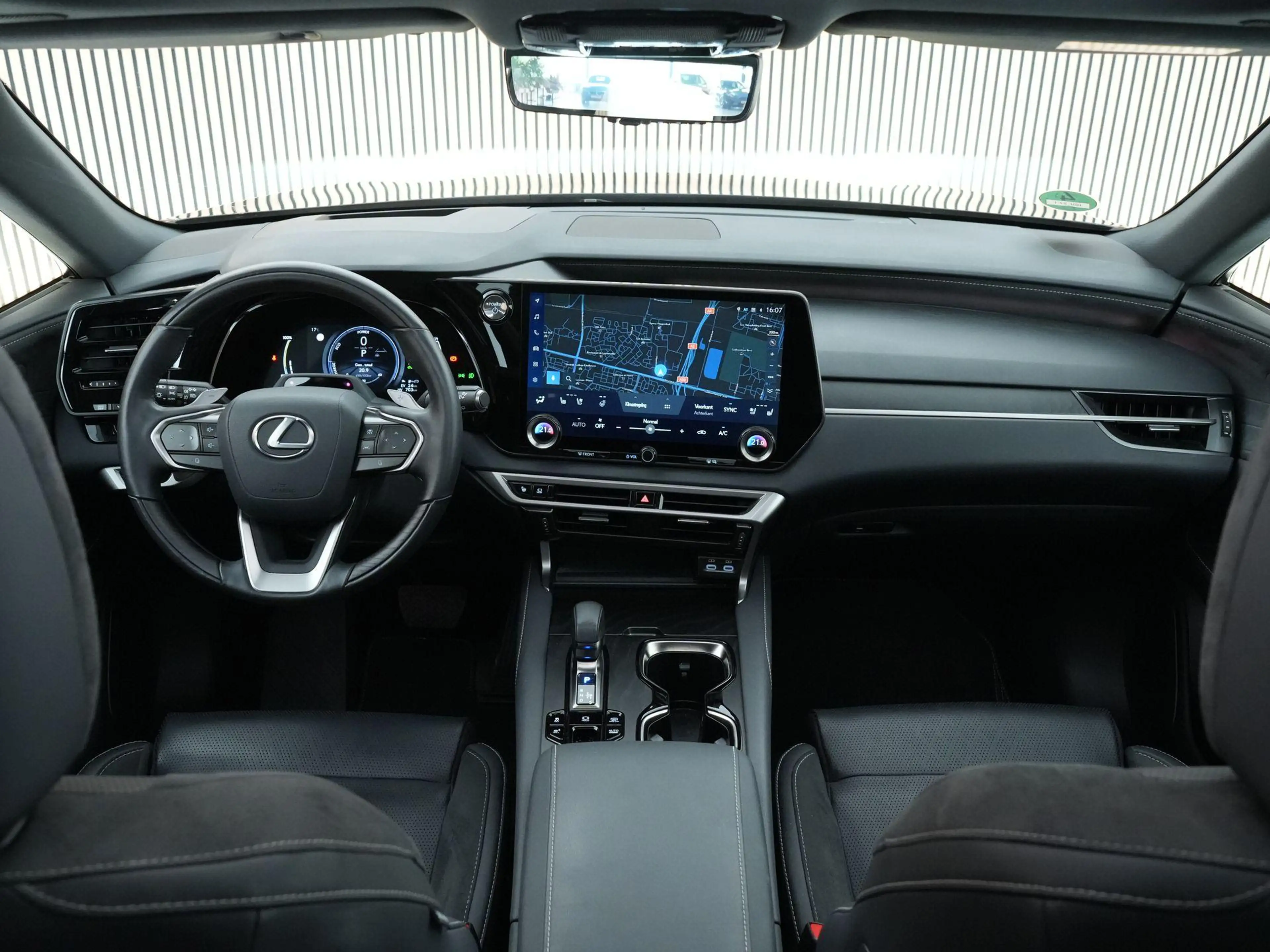 Lexus RX 450h 450h+ Plug-in Hybrid President Line |fabrieksgaran — photo 7